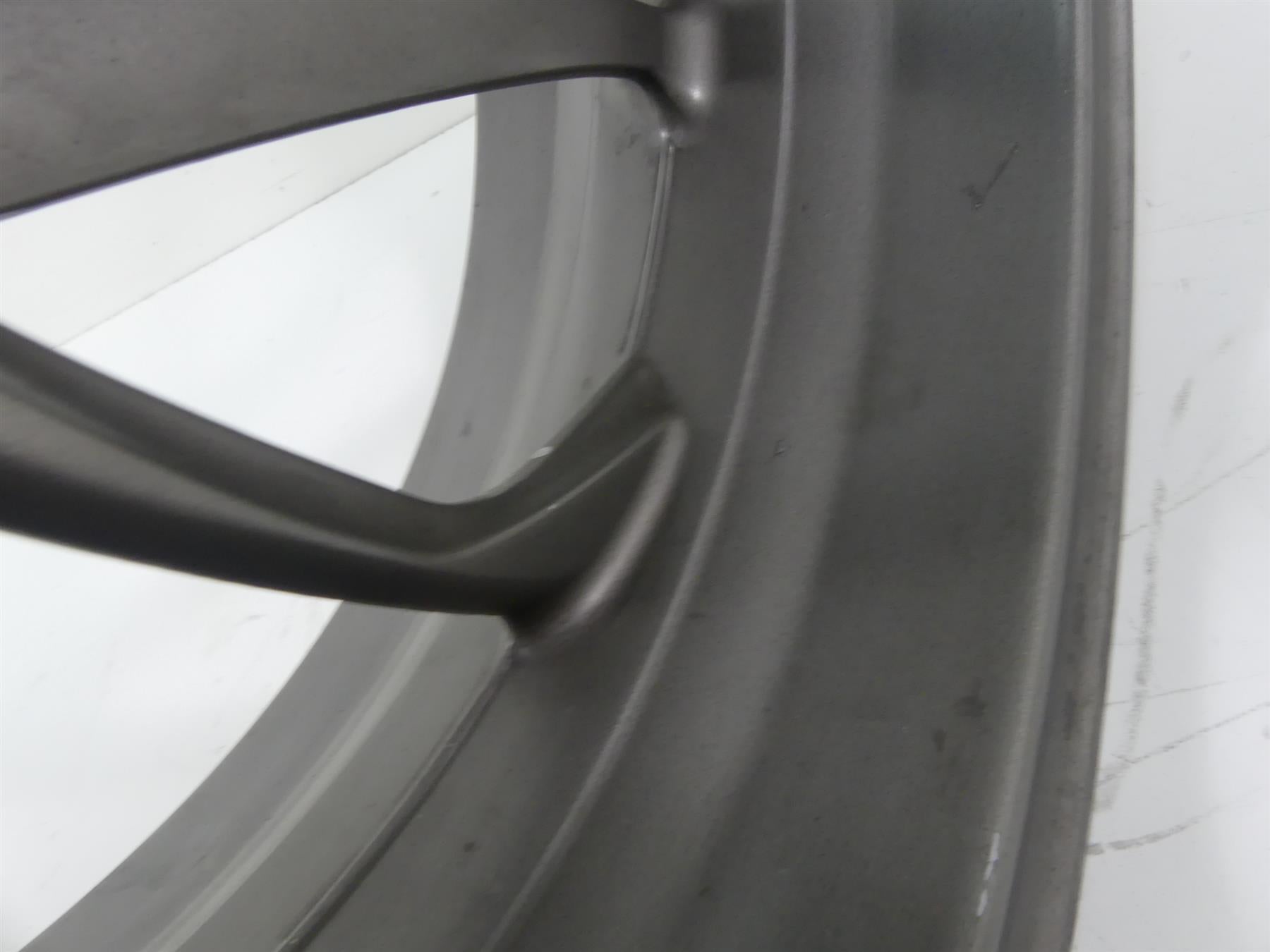 2015 BMW K1600GT K48 Straight Grey Rear Wheel Rim 17x6 36318529042 8528659 {{ shop.shopifyCountryName }} - Mototech271