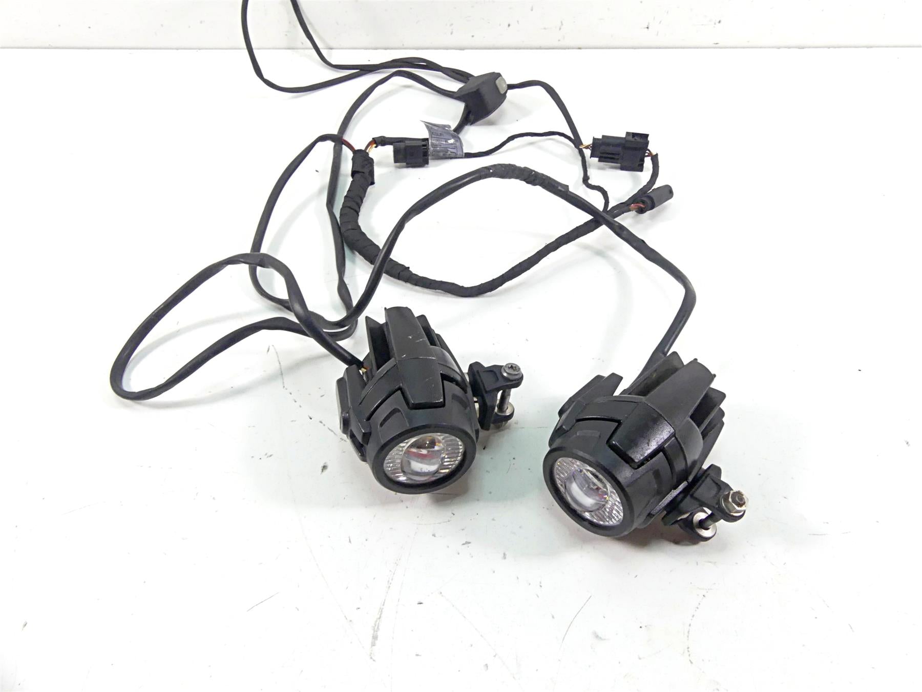 2016 BMW R1200GS Adv K51 Daytime Running Spot Light Set 63178532147 {{ shop.shopifyCountryName }} - Mototech271
