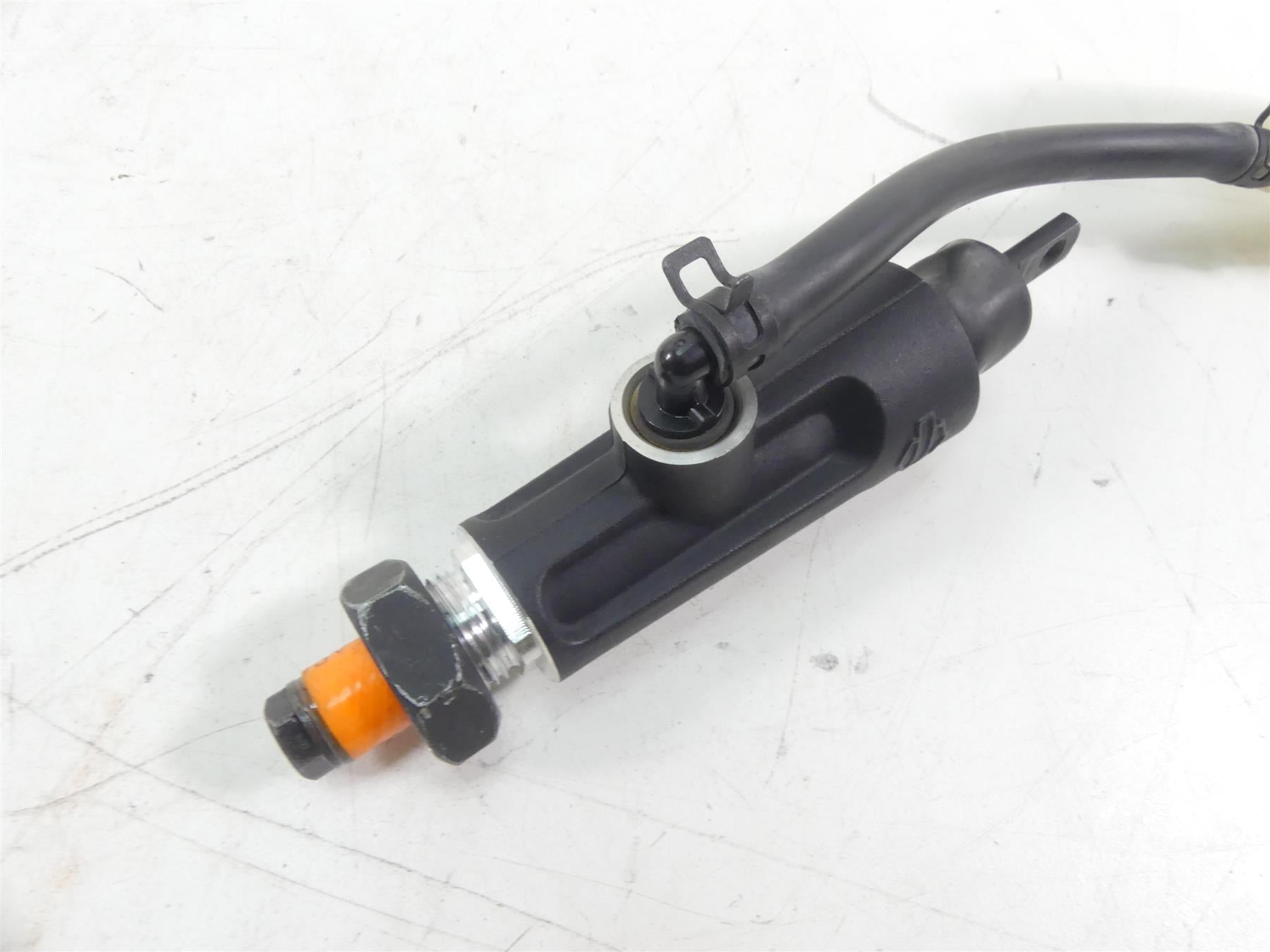 2013 Harley VRSCF Muscle V-Rod Rear Brake Master Cylinder 44740-06A {{ shop.shopifyCountryName }} - Mototech271