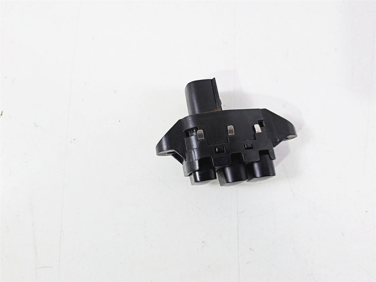 2015 Harley Touring FLTRUSE CVO Road Glide Power Lock Switch Button 71400033-Mototech271