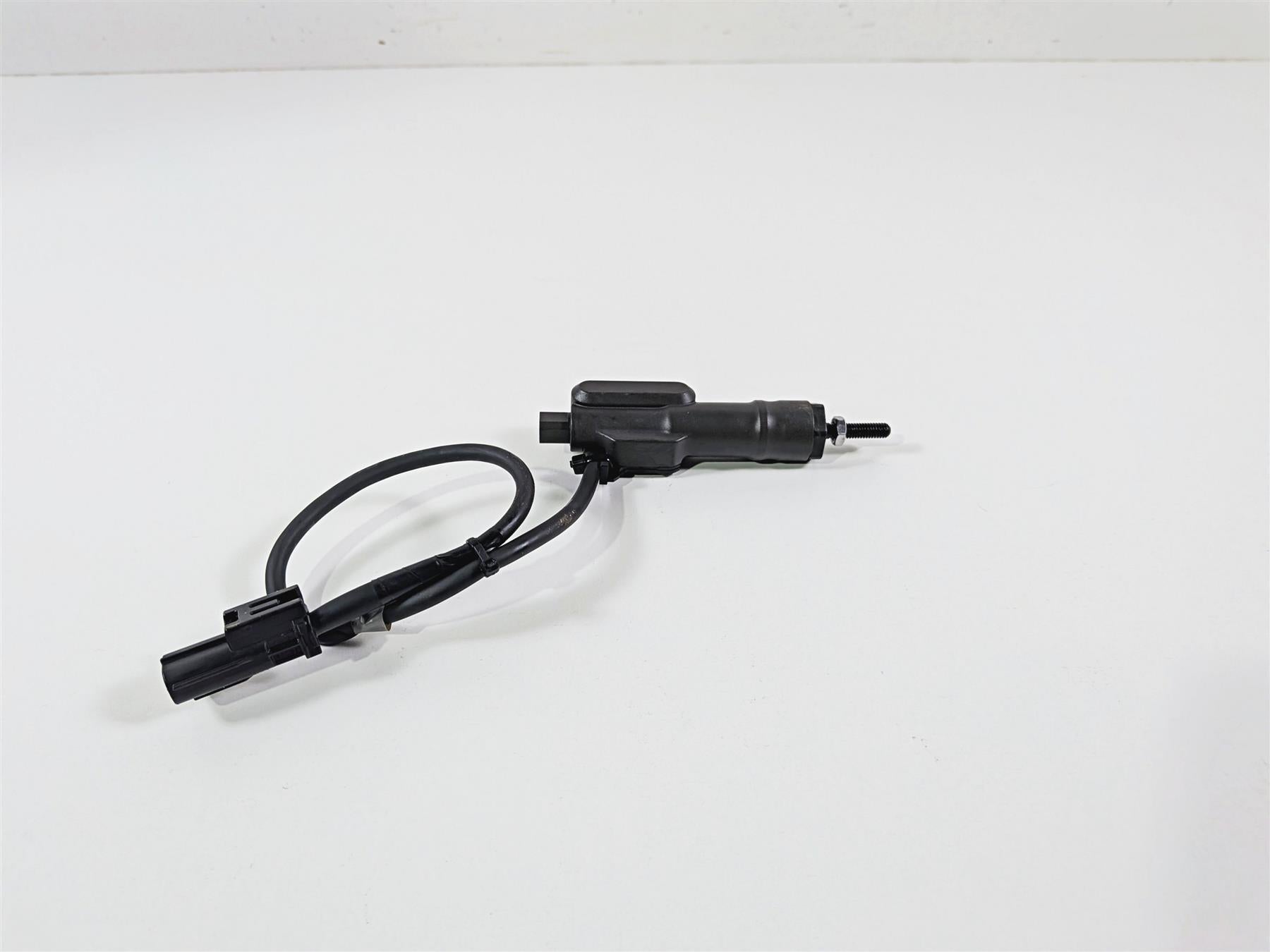 2023 Yamaha MT10 MTN1000 Quick Shifter Shift Assistant B5Y-82480-00-00 {{ shop.shopifyCountryName }} - Mototech271