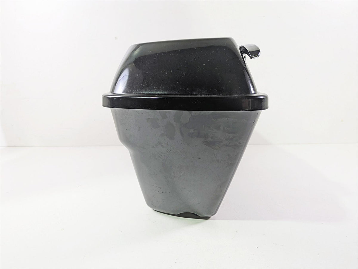 2021 Harley Touring FLTRX Road Glide Right Saddlebag Saddle Bag 90200412 {{ shop.shopifyCountryName }} - Mototech271