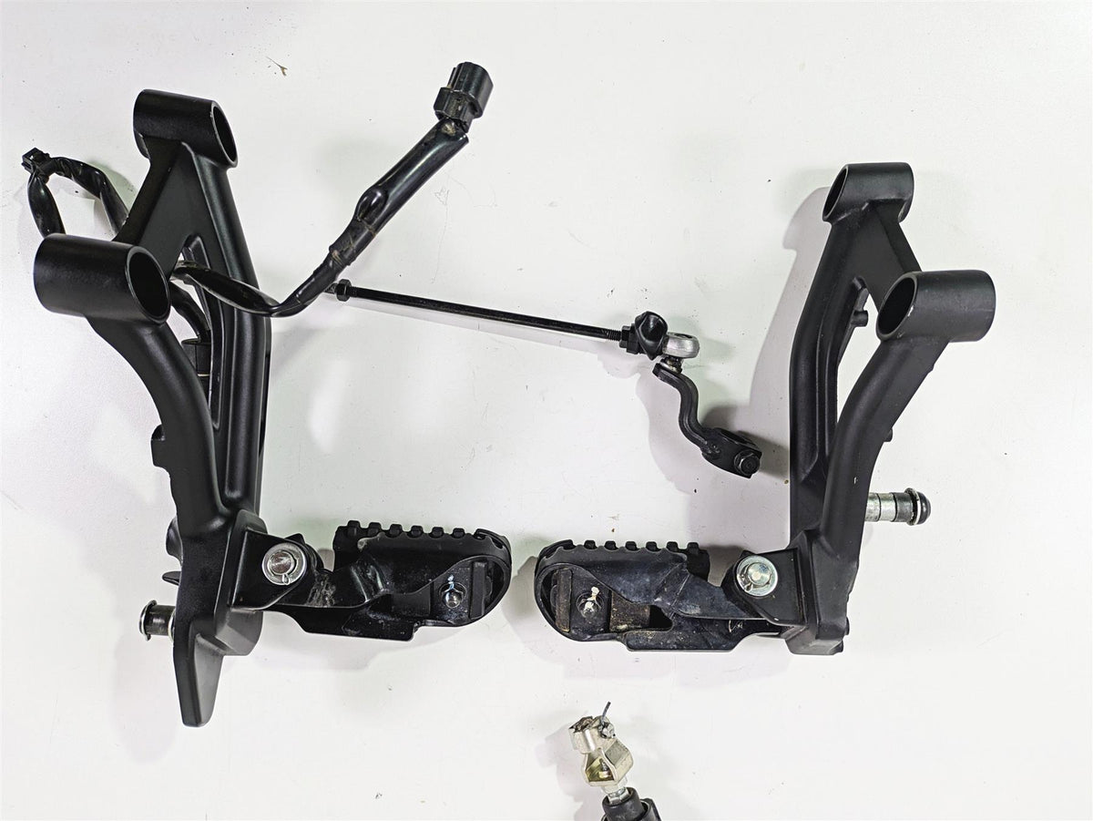 2021 Honda CMX500 Rebel Left Right Foot Peg Rest Set 50600-K87-A00 50700-K87-A00 {{ shop.shopifyCountryName }} - Mototech271