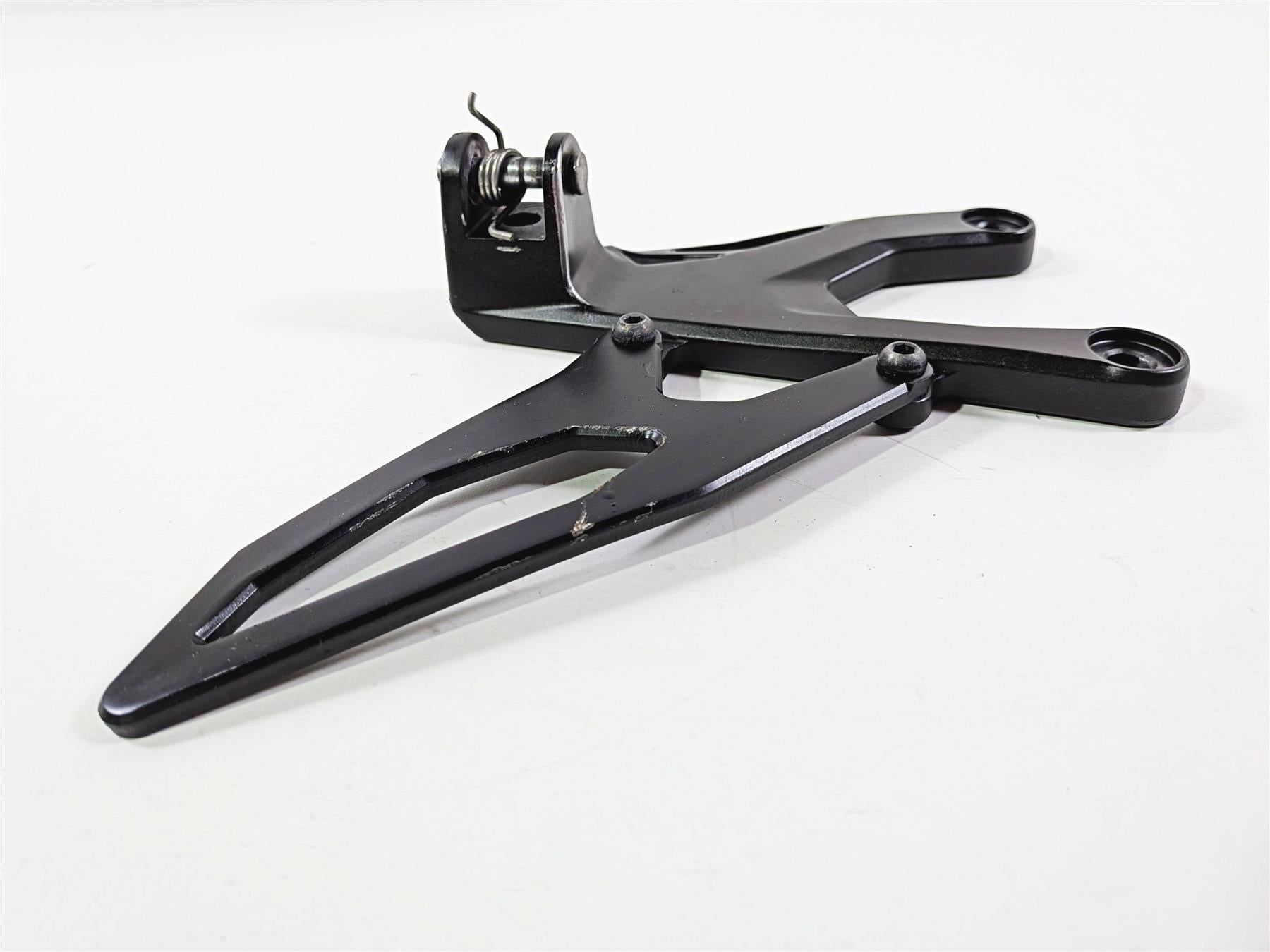 2024 Yamaha YZF R1 RN65 Front Left Rider Footpeg Mount - Read 2CR-27442-00-00 {{ shop.shopifyCountryName }} - Mototech271