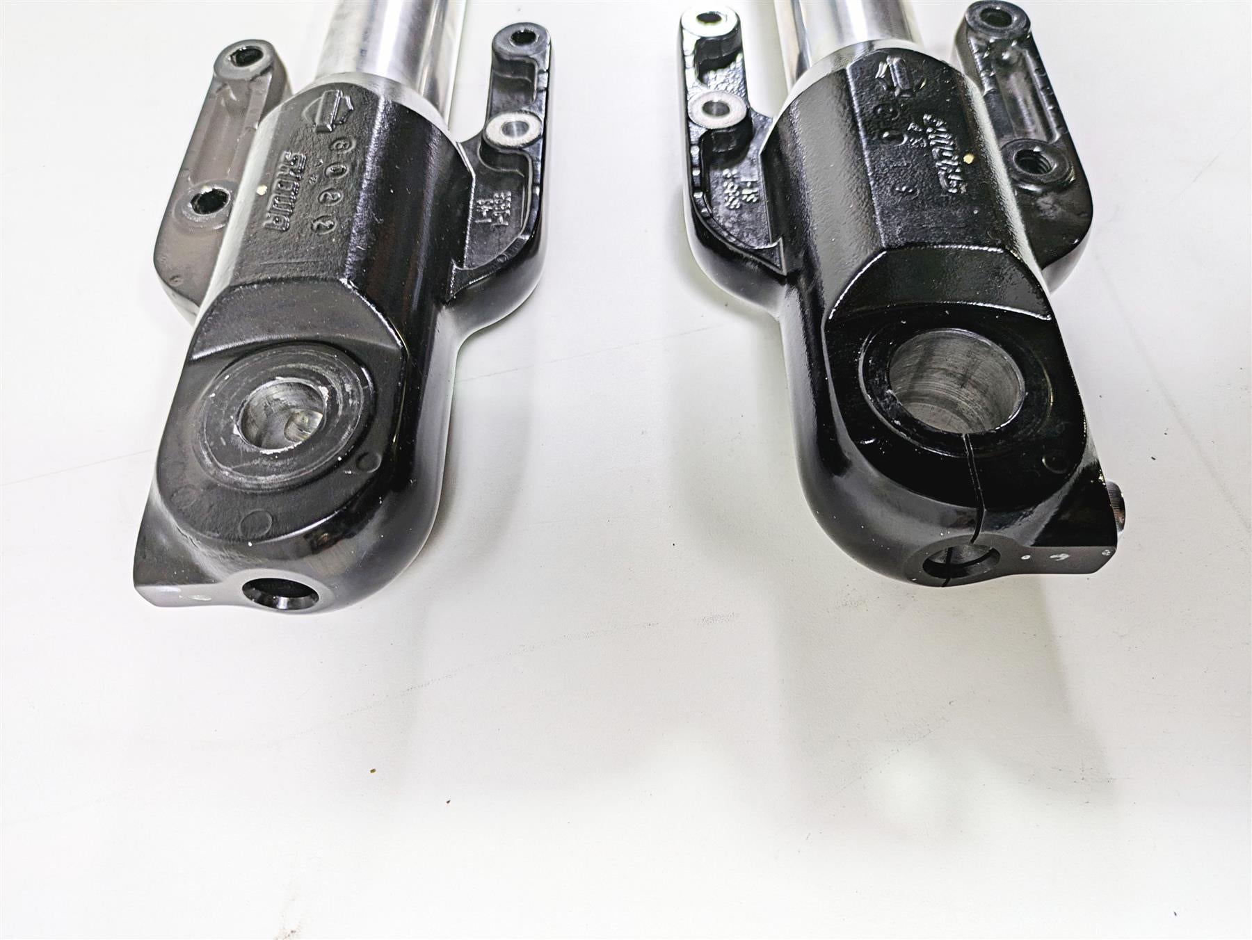 2009 Harley XR1200 Sportster Straight Showa Front Fork Leg Set 46886-08 46887-08 {{ shop.shopifyCountryName }} - Mototech271