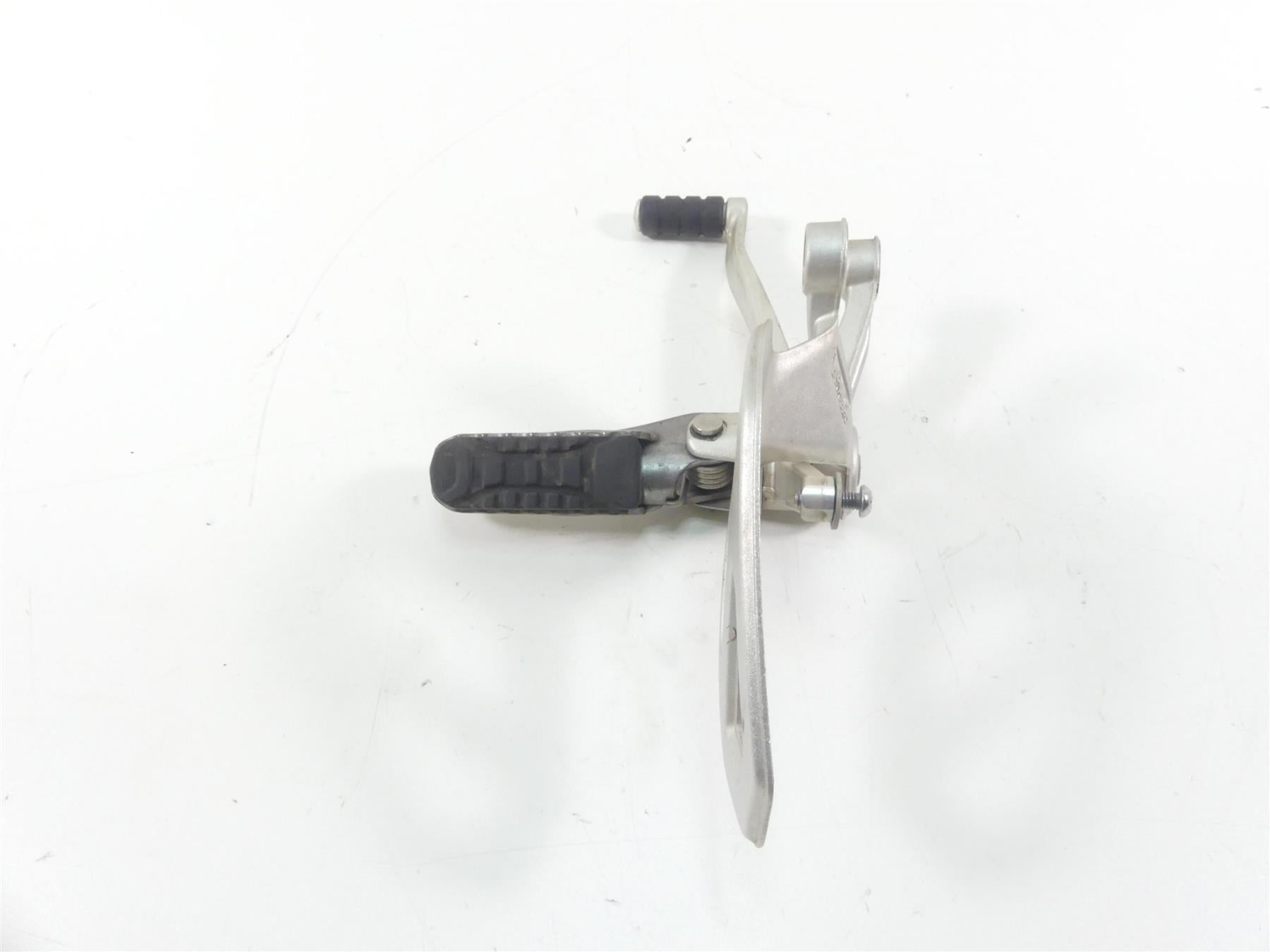 2016 BMW S1000XR K49 Left Front Rider Driver Footpeg & Shifter Lever 46718553835 {{ shop.shopifyCountryName }} - Mototech271