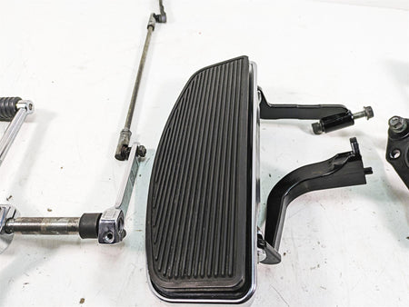 2009 Harley Touring FLHTCU Electra Glide Front Floorboard Pedal Set 33895-82E {{ shop.shopifyCountryName }} - Mototech271