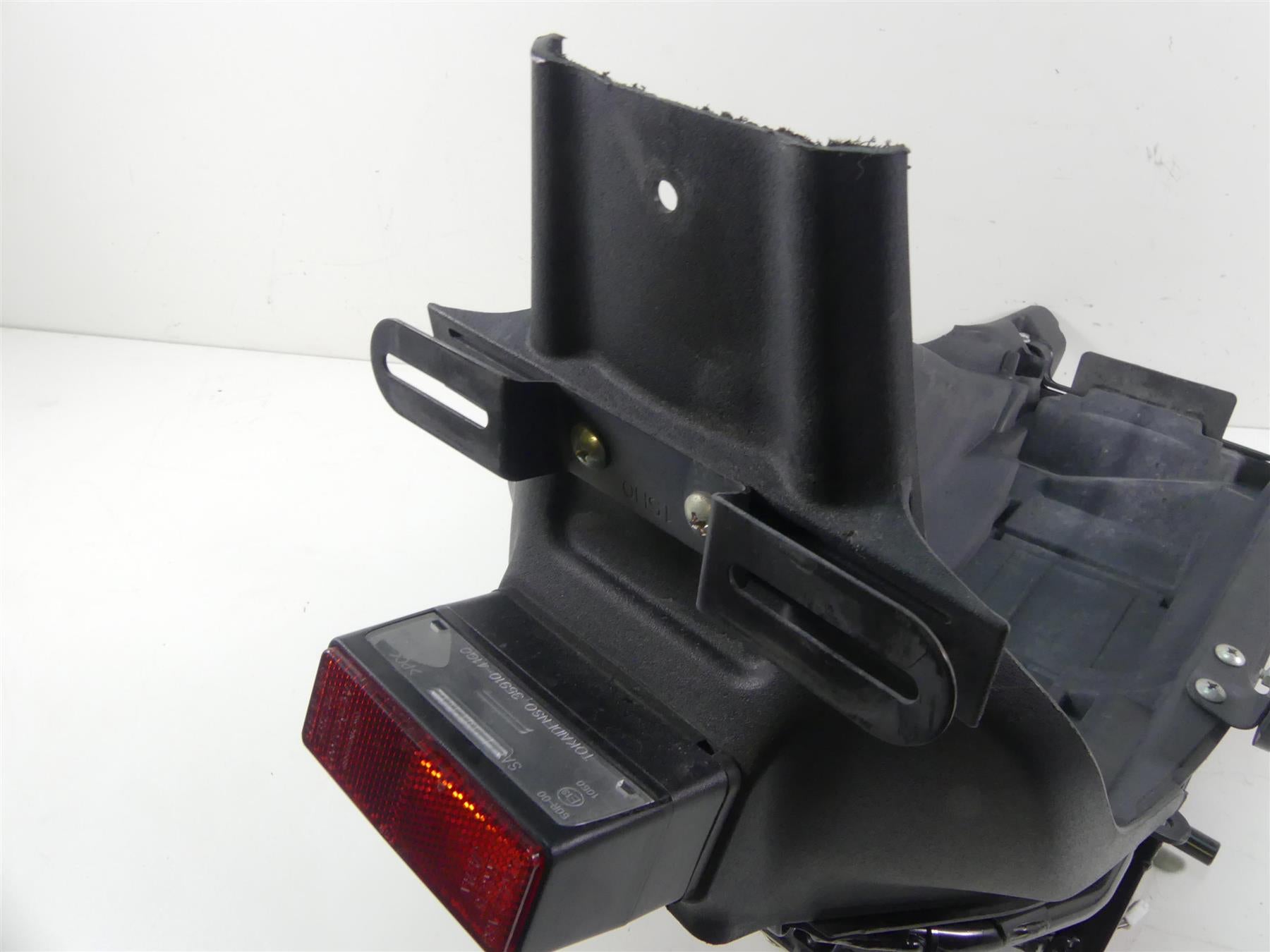 2020 Suzuki GSX1300 R Hayabusa Subframe Sub Frame Plate Holder -Read 41200-15H13 {{ shop.shopifyCountryName }} - Mototech271
