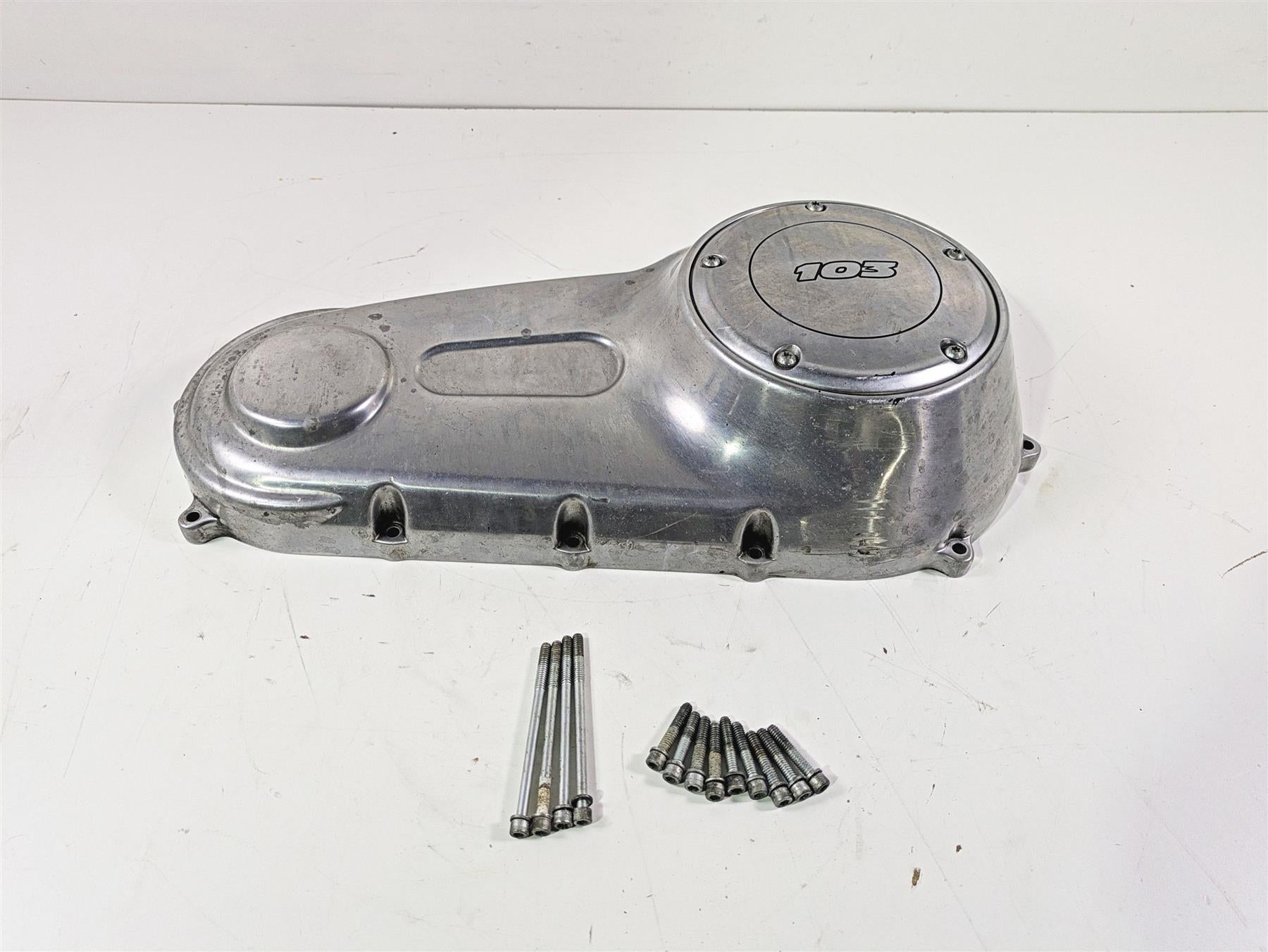 2014 Harley FLS Softail Slim Outer Primary Drive Clutch Cover 60784-06A {{ shop.shopifyCountryName }} - Mototech271
