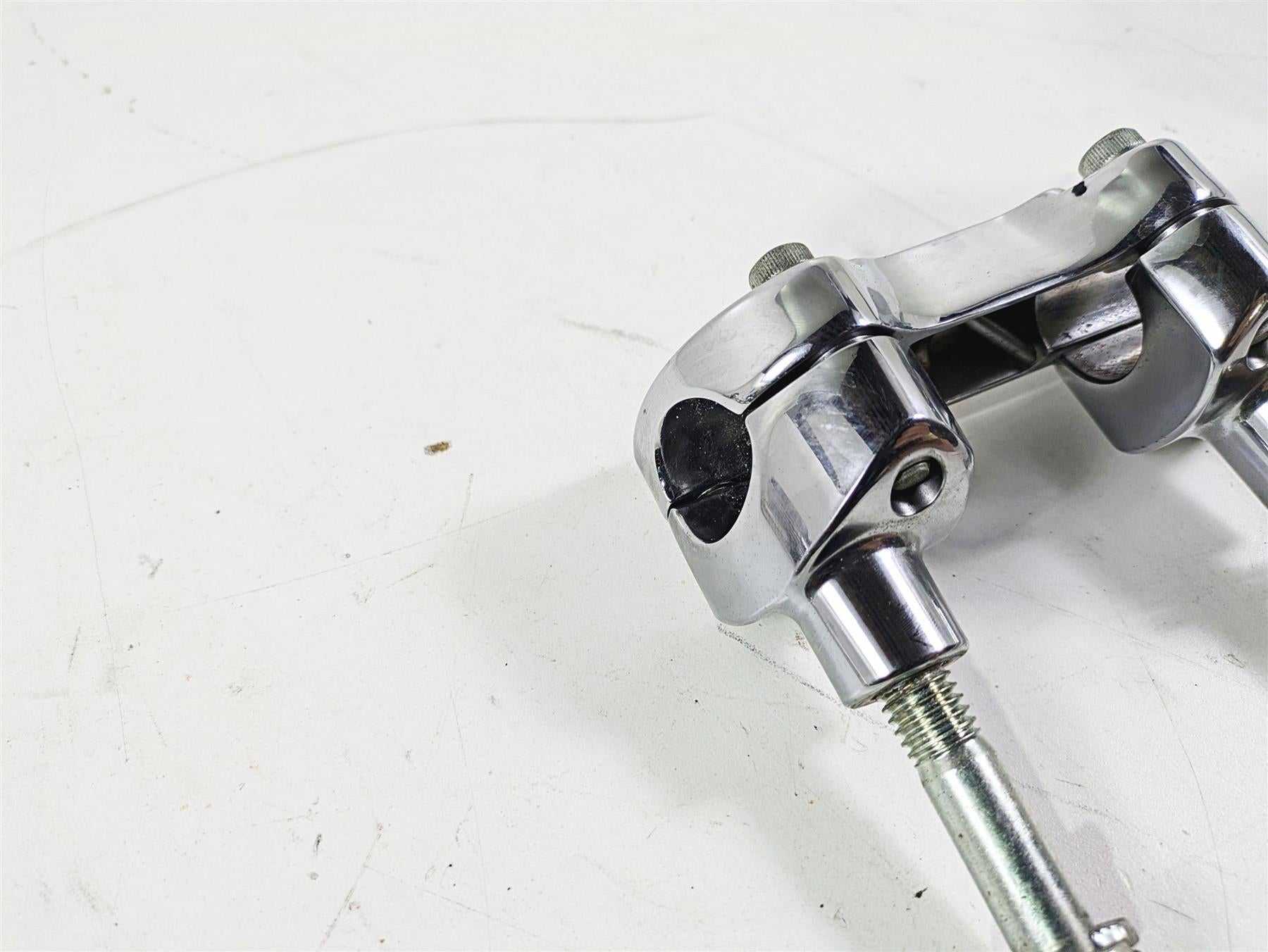 2008 Harley FLSTC 105TH Softail Heritage Handlebar Riser Holder Set 56567-86B {{ shop.shopifyCountryName }} - Mototech271