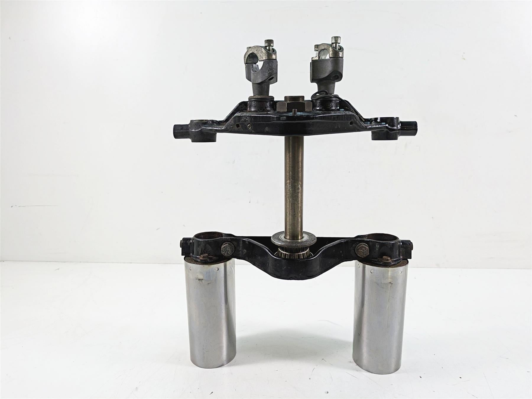 2005 Harley Touring FLHTCUI Electra Glide Upper Lower Triple Tree Set 45446-87A {{ shop.shopifyCountryName }} - Mototech271