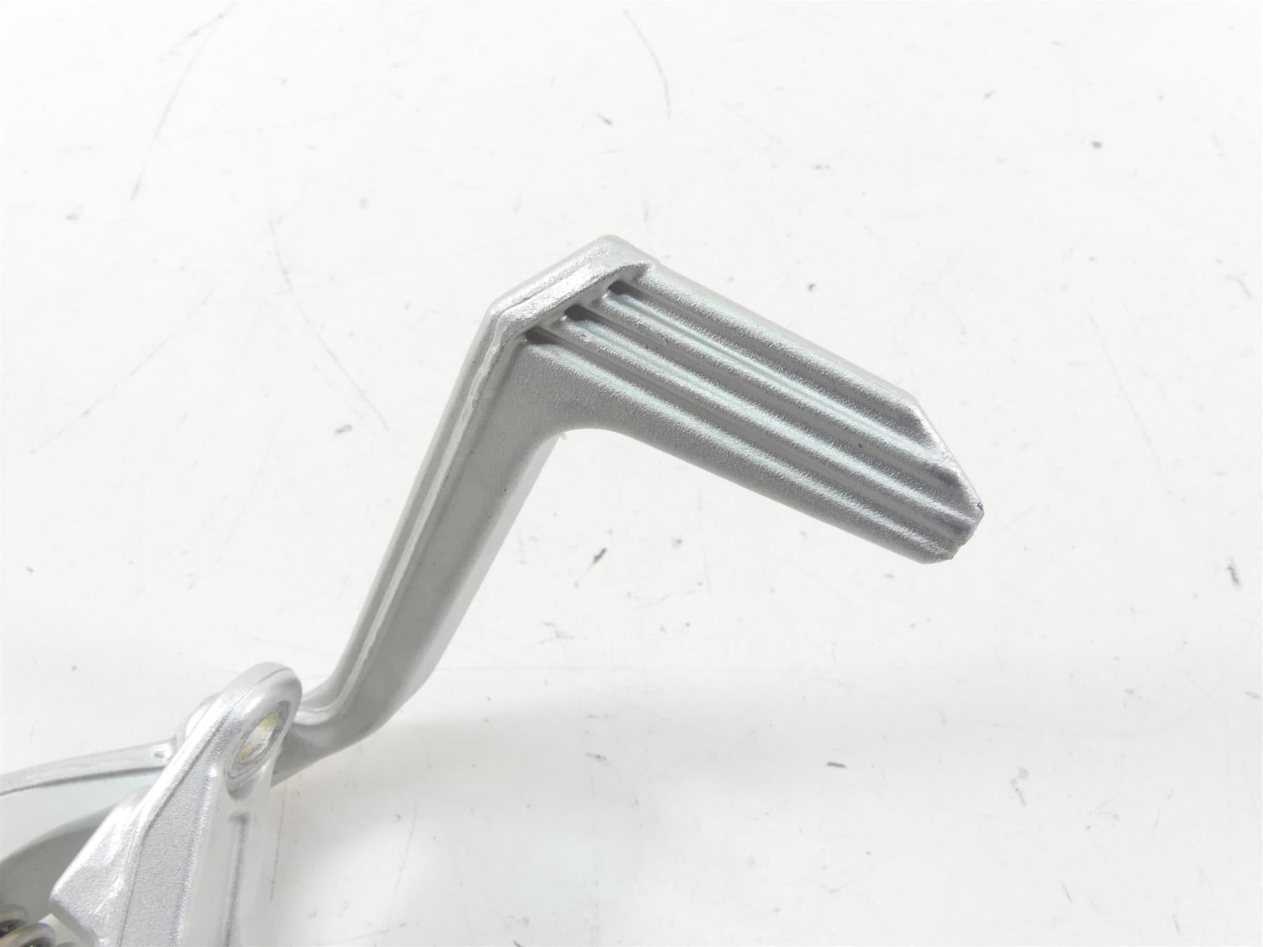 2009 BMW K1300 S K40 Right Footpeg Foot Peg& Brake Ped 46717660154 {{ shop.shopifyCountryName }} - Mototech271