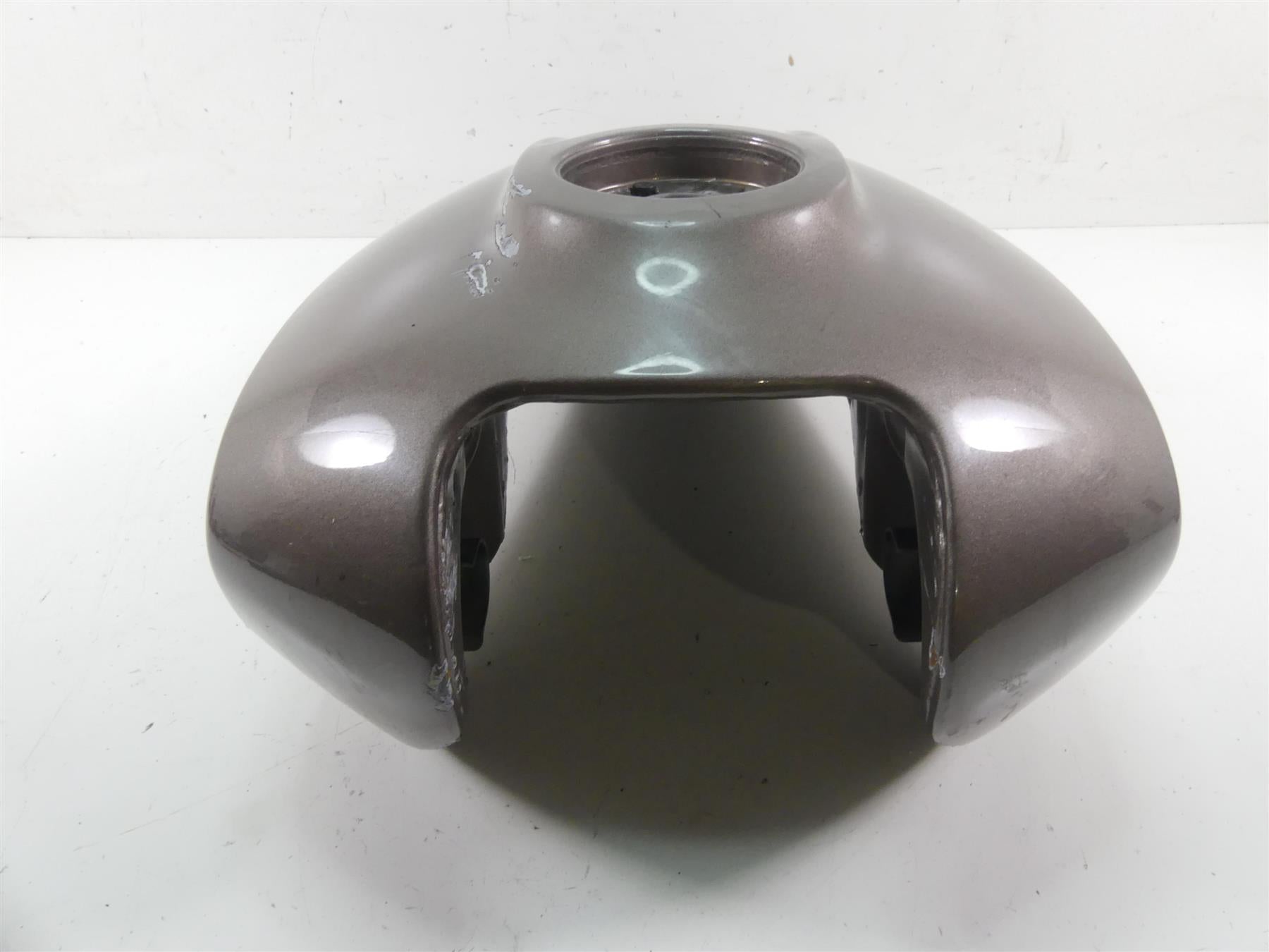 2018 Indian Scout Sixty Fuel Gas Petrol Tank - Dented 1021889 1024443 {{ shop.shopifyCountryName }} - Mototech271
