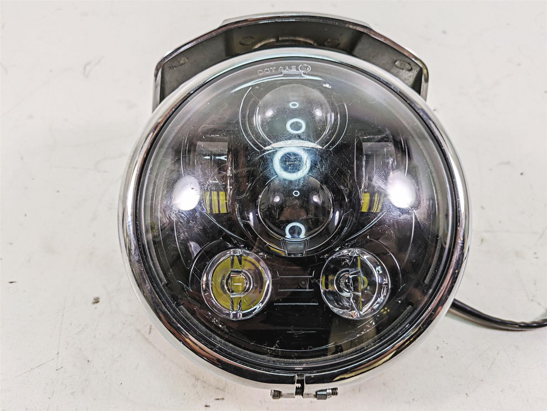 2005 Harley Dyna FXDL Low Rider Led Headlight Head Light + Visor 5-3/4" 69675-05 {{ shop.shopifyCountryName }} - Mototech271