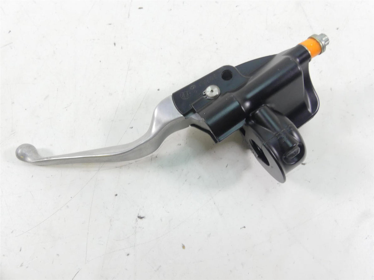 2009 Harley FXDF Dyna Fat Bob Front Brake Master Cylinder 11/16 45170-08F {{ shop.shopifyCountryName }} - Mototech271
