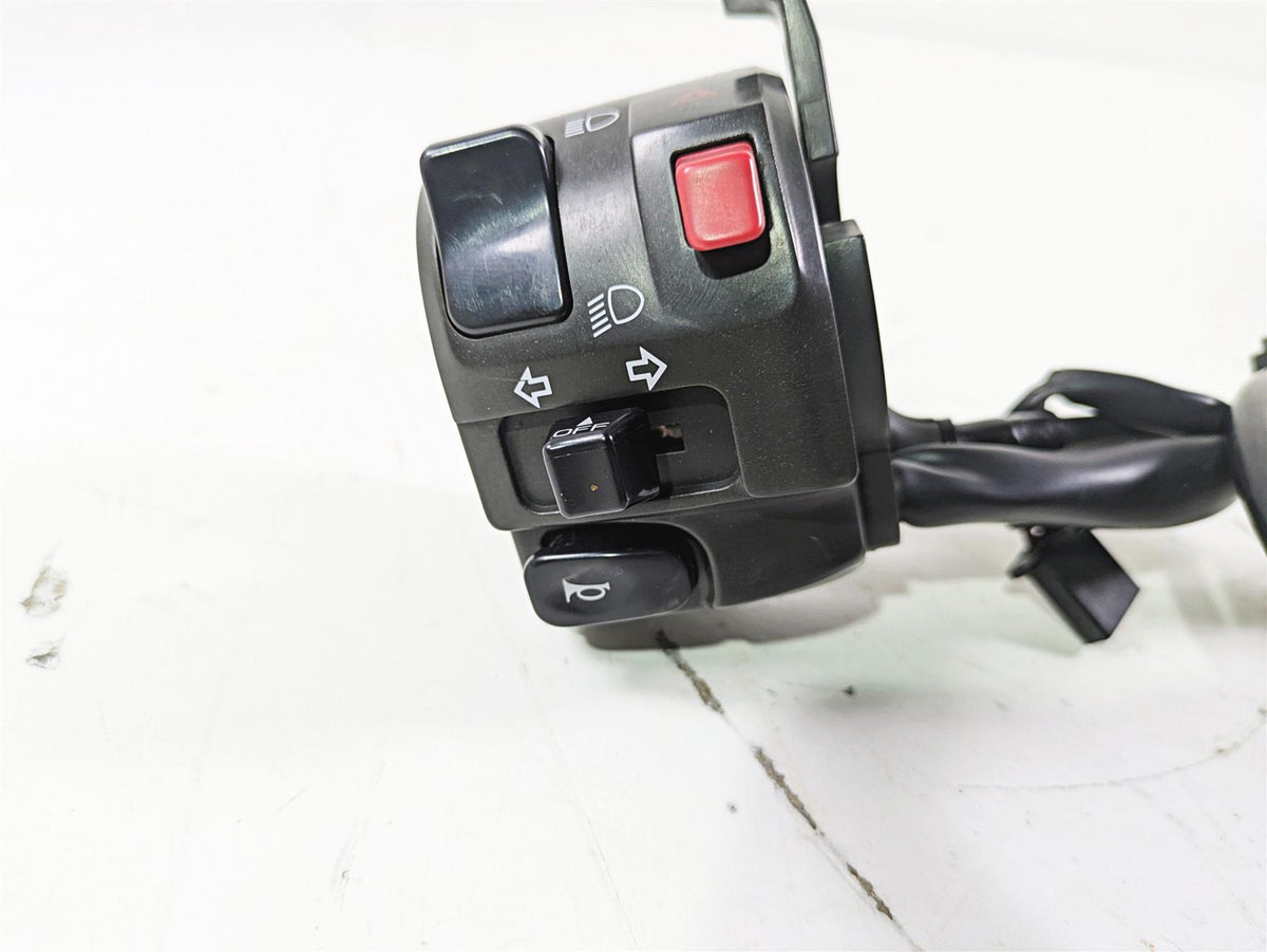 2005 Kawasaki ZX12R Ninja Left Hand Turn Signal Control Switch 46091-0031 {{ shop.shopifyCountryName }} - Mototech271