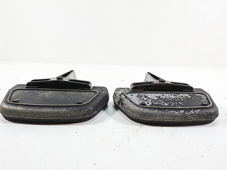 2005 Harley Touring FLHTCUI Electra Glide Passenger Floor Board Set 52719-93B {{ shop.shopifyCountryName }} - Mototech271