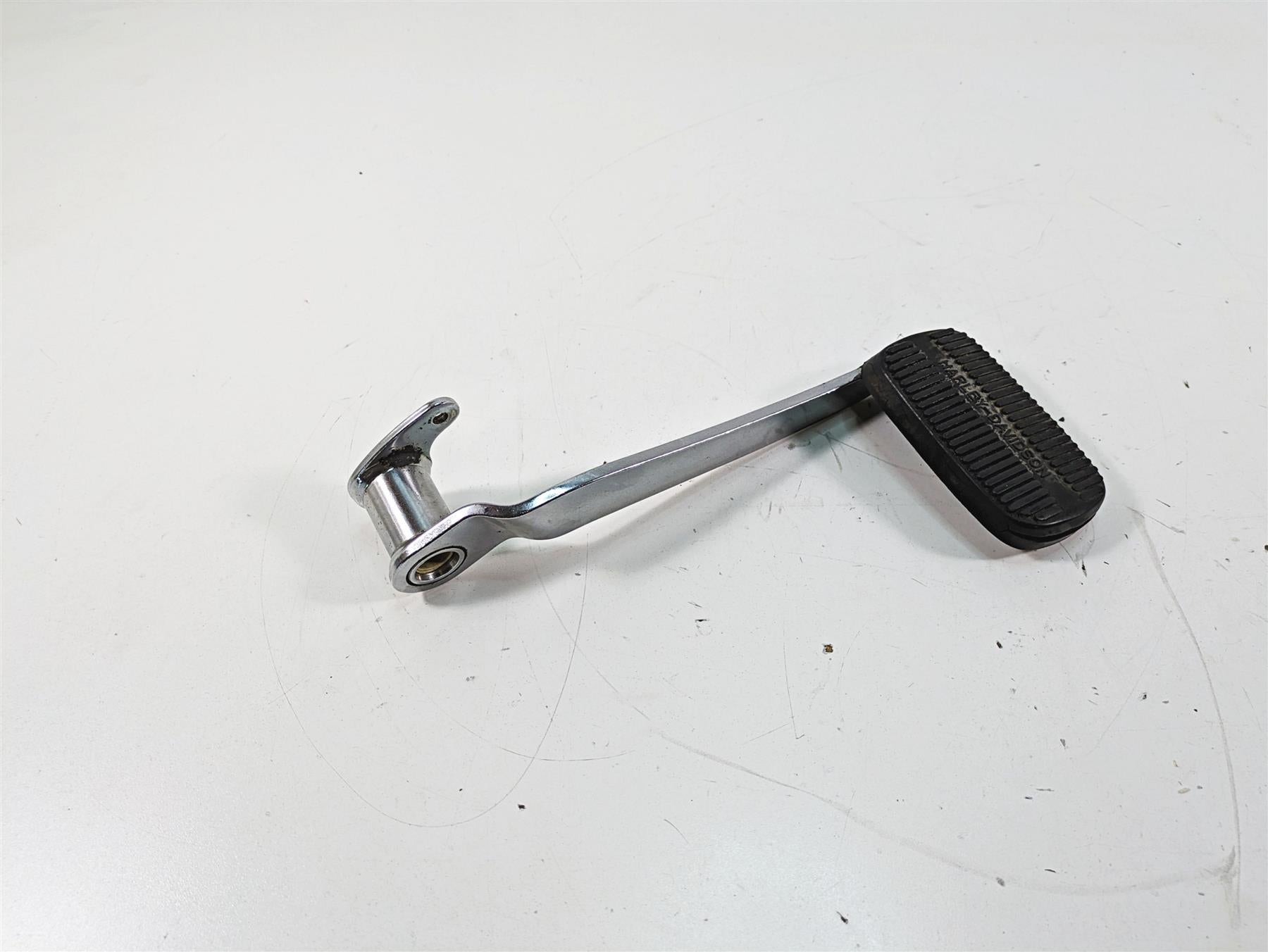 2005 Harley Touring FLHTCUI Electra Glide Rear Brake Lever Pedal 42407-02 {{ shop.shopifyCountryName }} - Mototech271