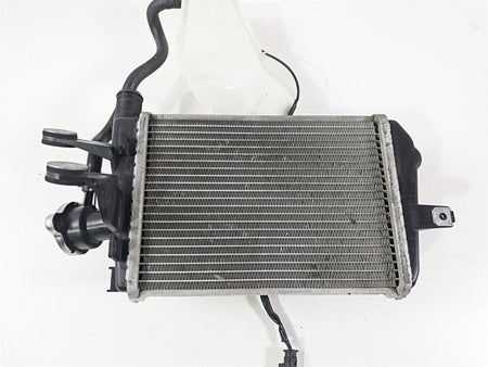 2016 BMW R1200RT K52 Right Radiator Fan Hoses Reservoir Set 17118546416 {{ shop.shopifyCountryName }} - Mototech271