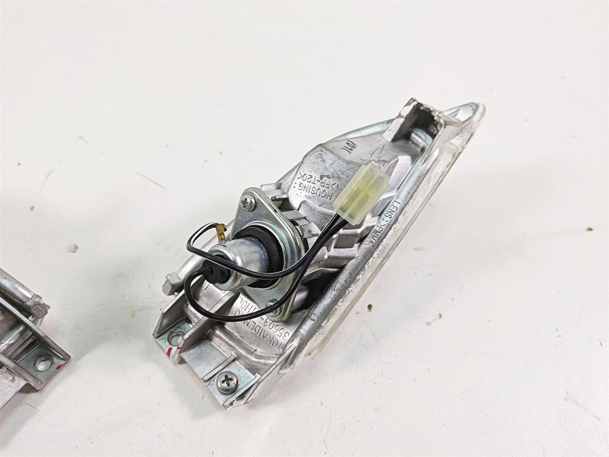 2022 Suzuki GSXR 750 Rear Blinker Turn Signal Set 35603-47H0 35603-47H0 {{ shop.shopifyCountryName }} - Mototech271