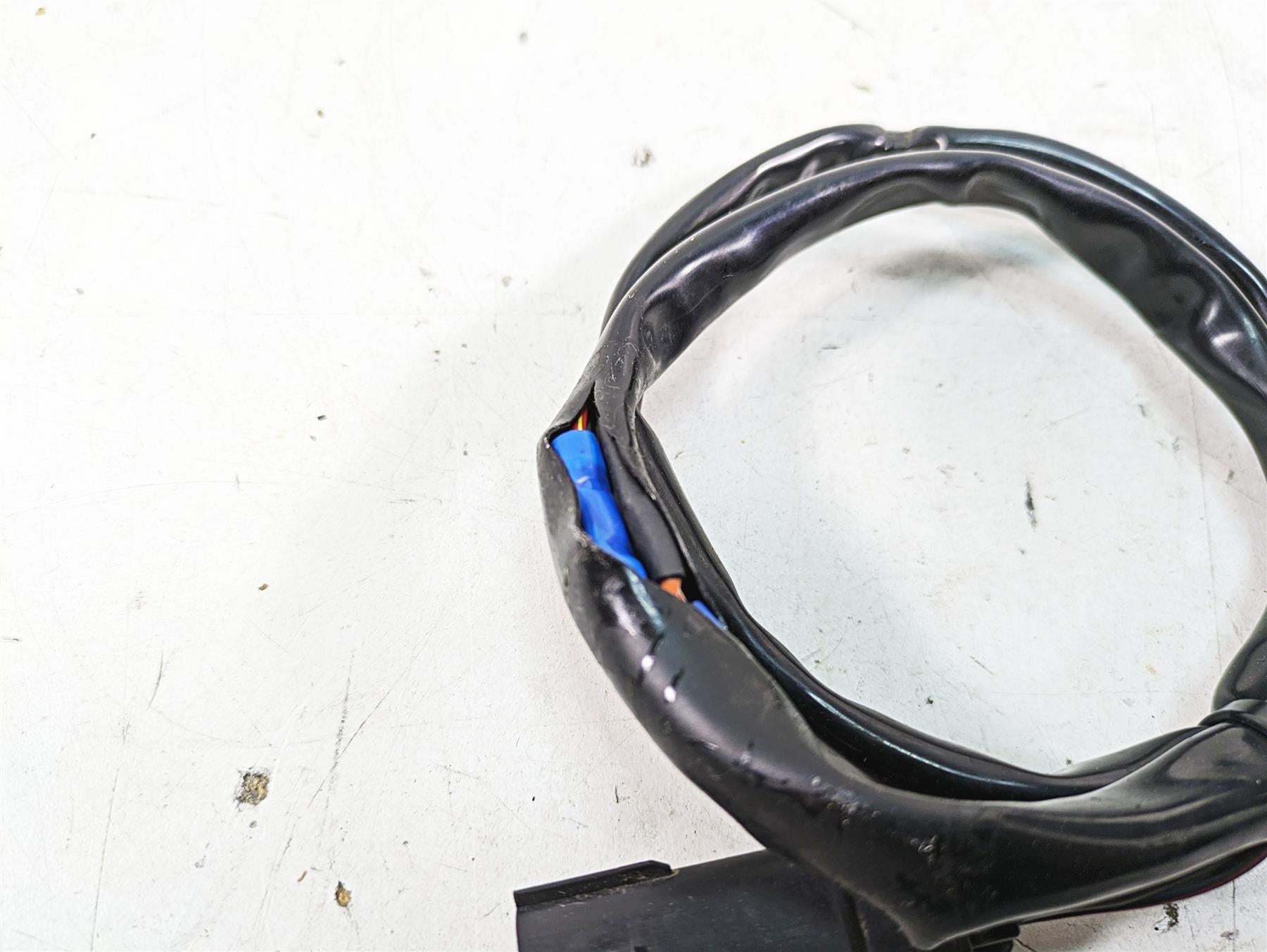 2007 Harley Sportster XL1200 C Right Hand Start Control Switch - Read 71684-06A {{ shop.shopifyCountryName }} - Mototech271