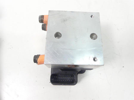 2013 Harley Touring FLHX Street Glide Abs Brake Pump Module Unit Module 40601-08 {{ shop.shopifyCountryName }} - Mototech271