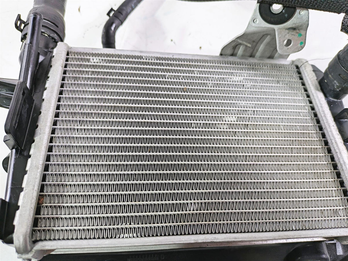 2018 BMW R1200GS GSW K50 Left Radiator + Thermostat Fan & Cover Set 17118546408 {{ shop.shopifyCountryName }} - Mototech271
