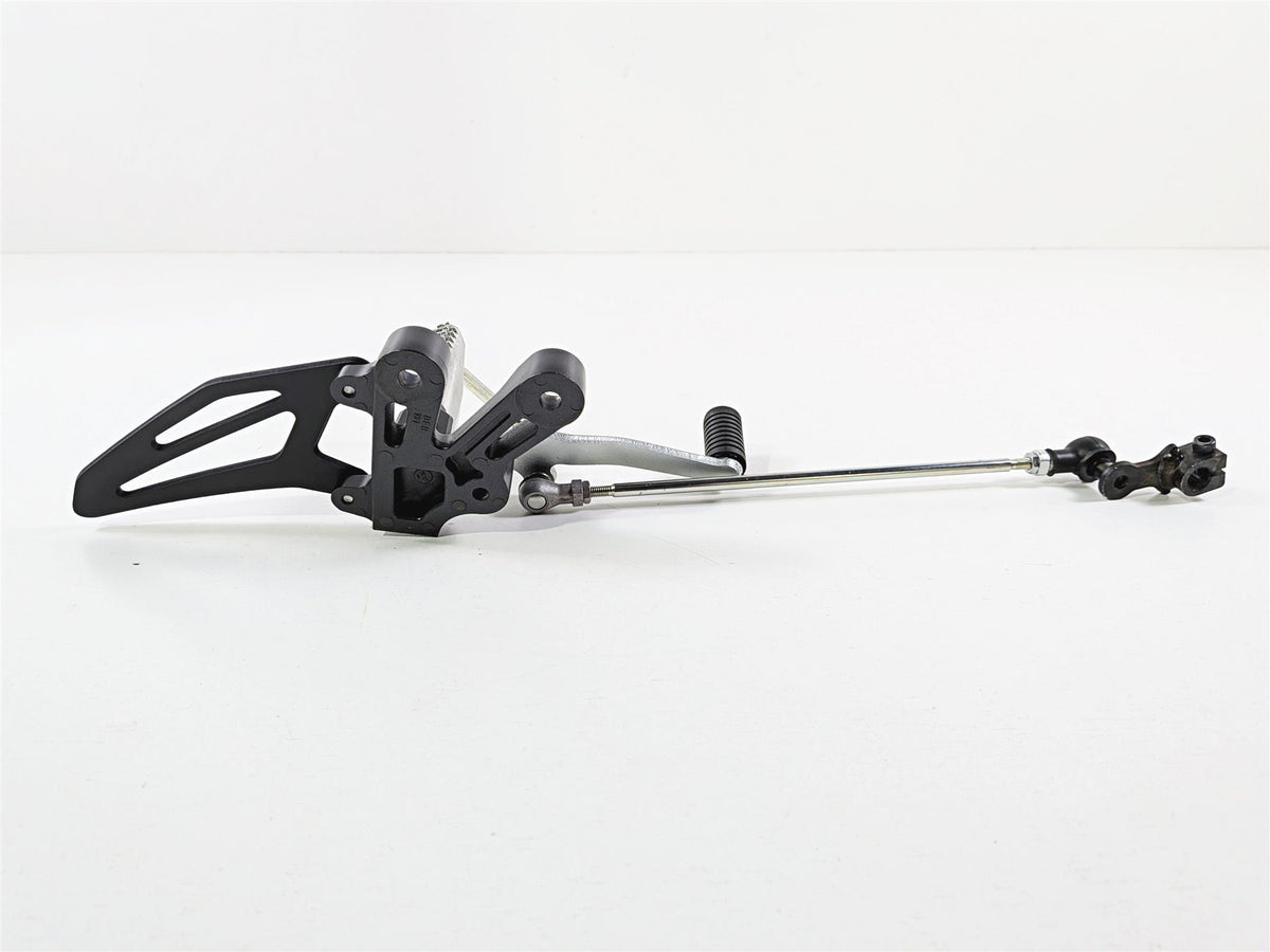 2025 Yamaha YZF R7 Nice Left Front Foot Peg & Shifter BEB-27442-00 BEB-18110-00 {{ shop.shopifyCountryName }} - Mototech271