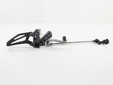 2025 Yamaha YZF R7 Nice Left Front Foot Peg & Shifter BEB-27442-00 BEB-18110-00 {{ shop.shopifyCountryName }} - Mototech271