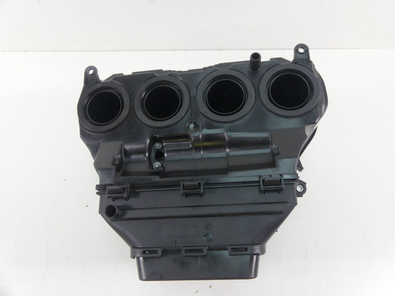 2018 BMW S1000XR K49 Air Filter Breather Cleaner Box Duct Inlet Set 13718544689 {{ shop.shopifyCountryName }} - Mototech271