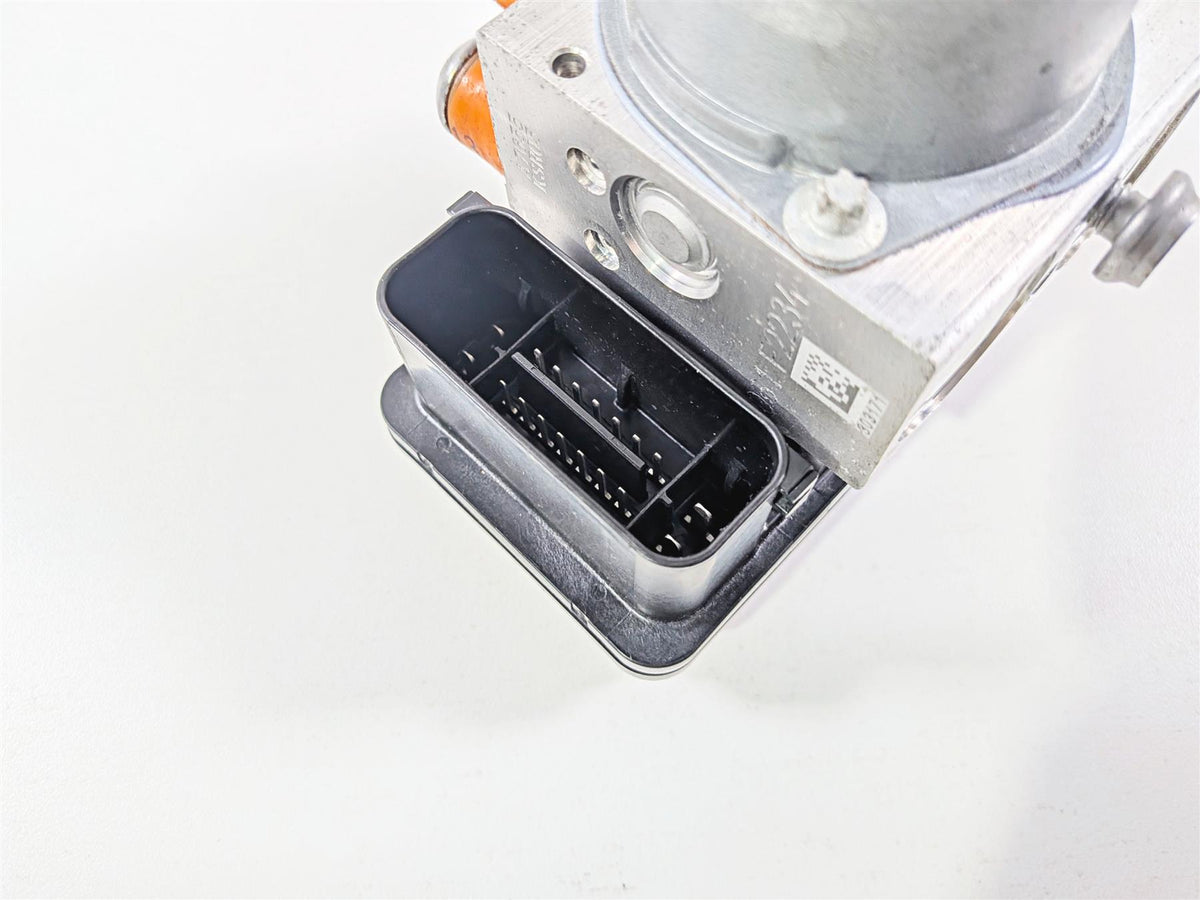 2023 BMW R nineT Scrambler K23 Abs Brake Pump Control Module 34518393178 {{ shop.shopifyCountryName }} - Mototech271