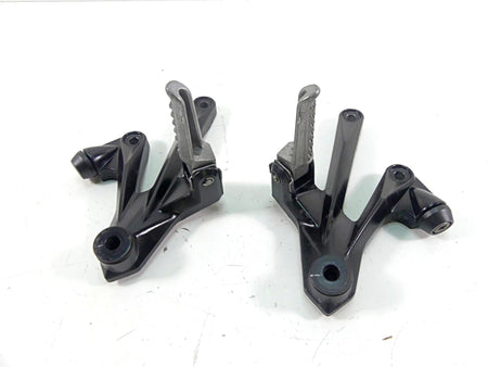 2010 Kawasaki ZX1400 ZX14 R Ninja Rear Passenger Foot Peg Set 35063-0353 {{ shop.shopifyCountryName }} - Mototech271