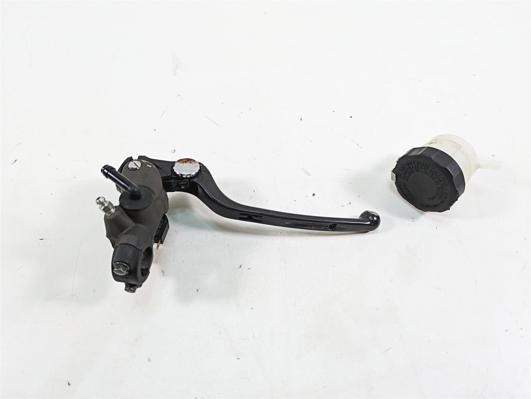 2022 Suzuki GSXR 750 Nissin Front Radial Brake Master Cylinder 11/16 59600-47H00 {{ shop.shopifyCountryName }} - Mototech271