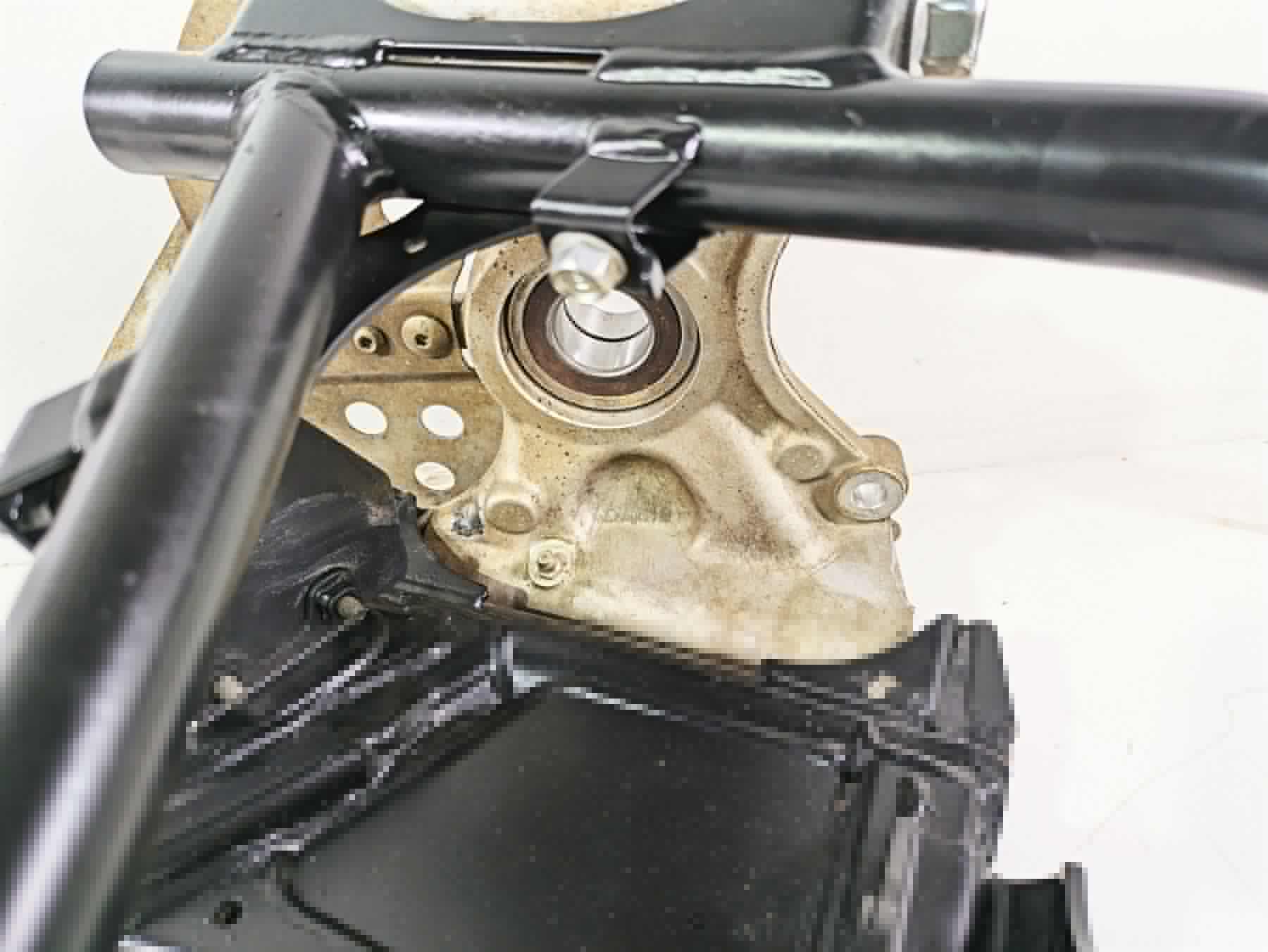 2022 Yamaha YXZ1000 R Right Rear Trailing Arm & Hub 2HC-F2107-50-00 2HC-F2107-51 {{ shop.shopifyCountryName }} - Mototech271