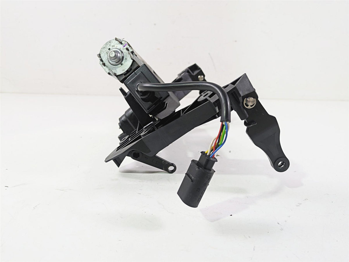 2014 BMW K1600 GTL K48 Windshield Adjuster & Motor 46637724081 46638557439 {{ shop.shopifyCountryName }} - Mototech271