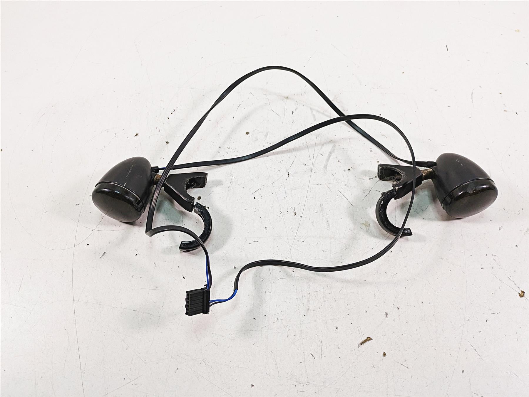 2019 Harley XL883N Sportster Iron Front Blinker Turn Signal Set 68730-07 {{ shop.shopifyCountryName }} - Mototech271