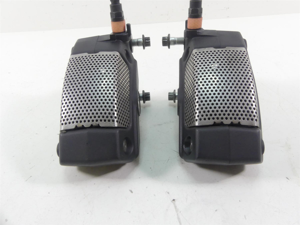 2017 Harley Touring FLHTKL Electra Glide Front Brake Caliper Set 43027-08 {{ shop.shopifyCountryName }} - Mototech271