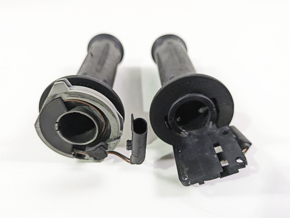 2006 BMW R1200GS K255 Adv Heated Handlebar Grips Set 61317727067 61317695470 {{ shop.shopifyCountryName }} - Mototech271