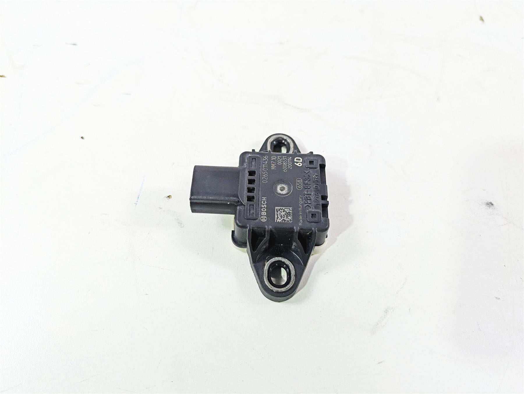 2020 Suzuki V-Strom 1050 XT Bosch Fall Tip Over Lean Angle Sensor 55750-06L00 {{ shop.shopifyCountryName }} - Mototech271