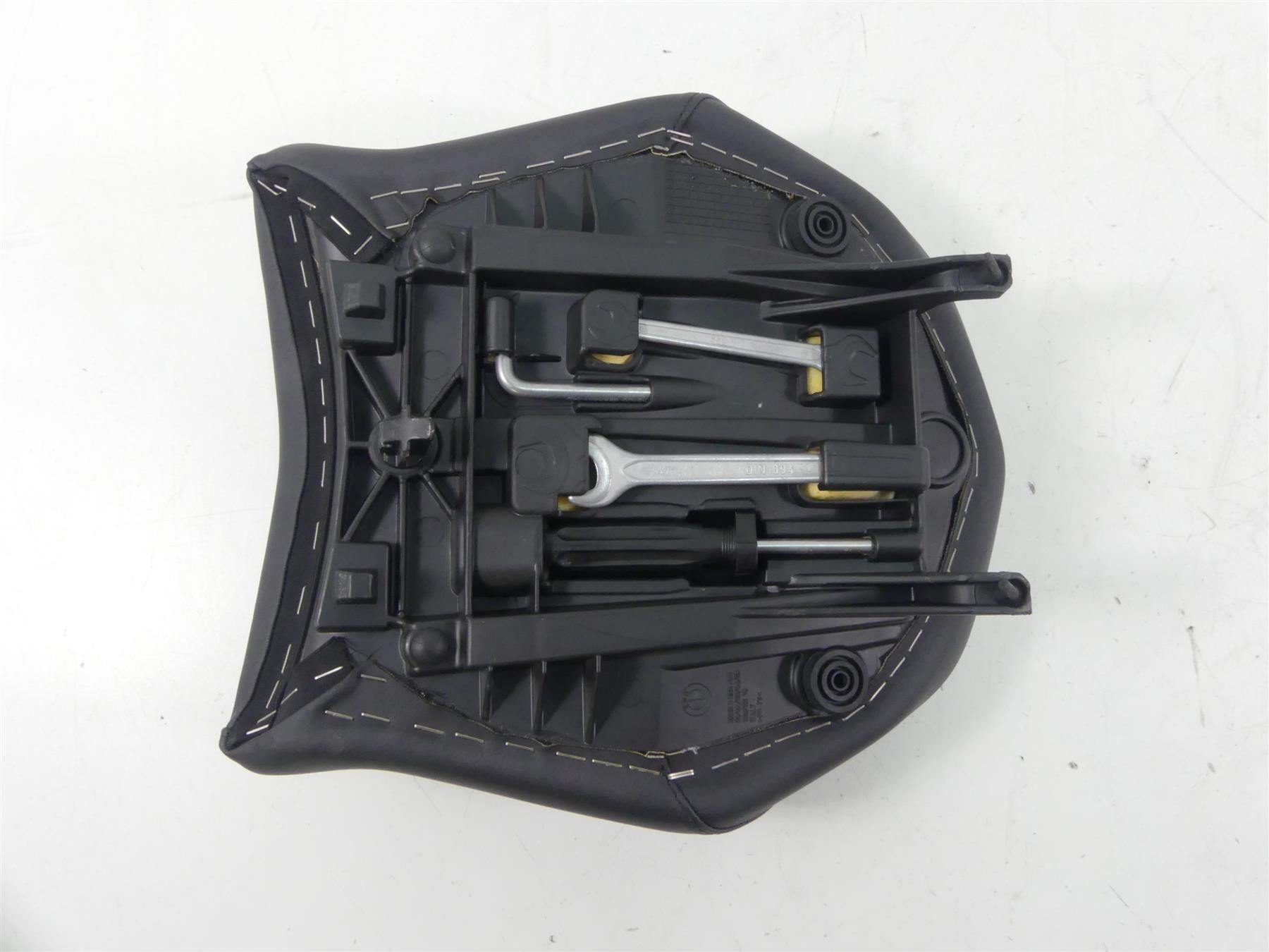 2016 BMW R1200RS K54 Rear Passenger Pillion Saddle Seat + Tool Kit 52538550756 {{ shop.shopifyCountryName }} - Mototech271
