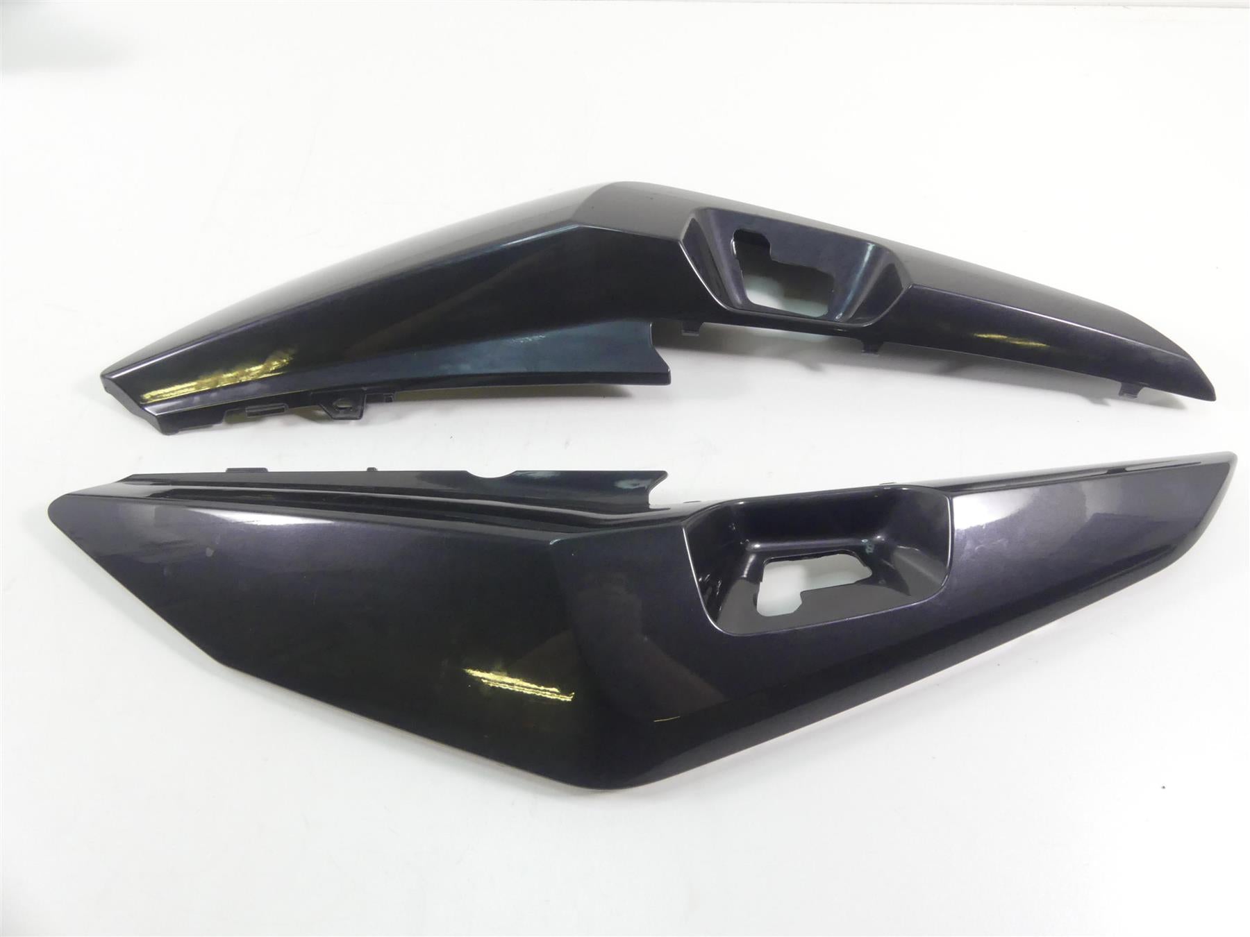 2014 BMW K1600 GTL K48 Rear Side Panel Tail Fairing Cover Set 46627709505 {{ shop.shopifyCountryName }} - Mototech271