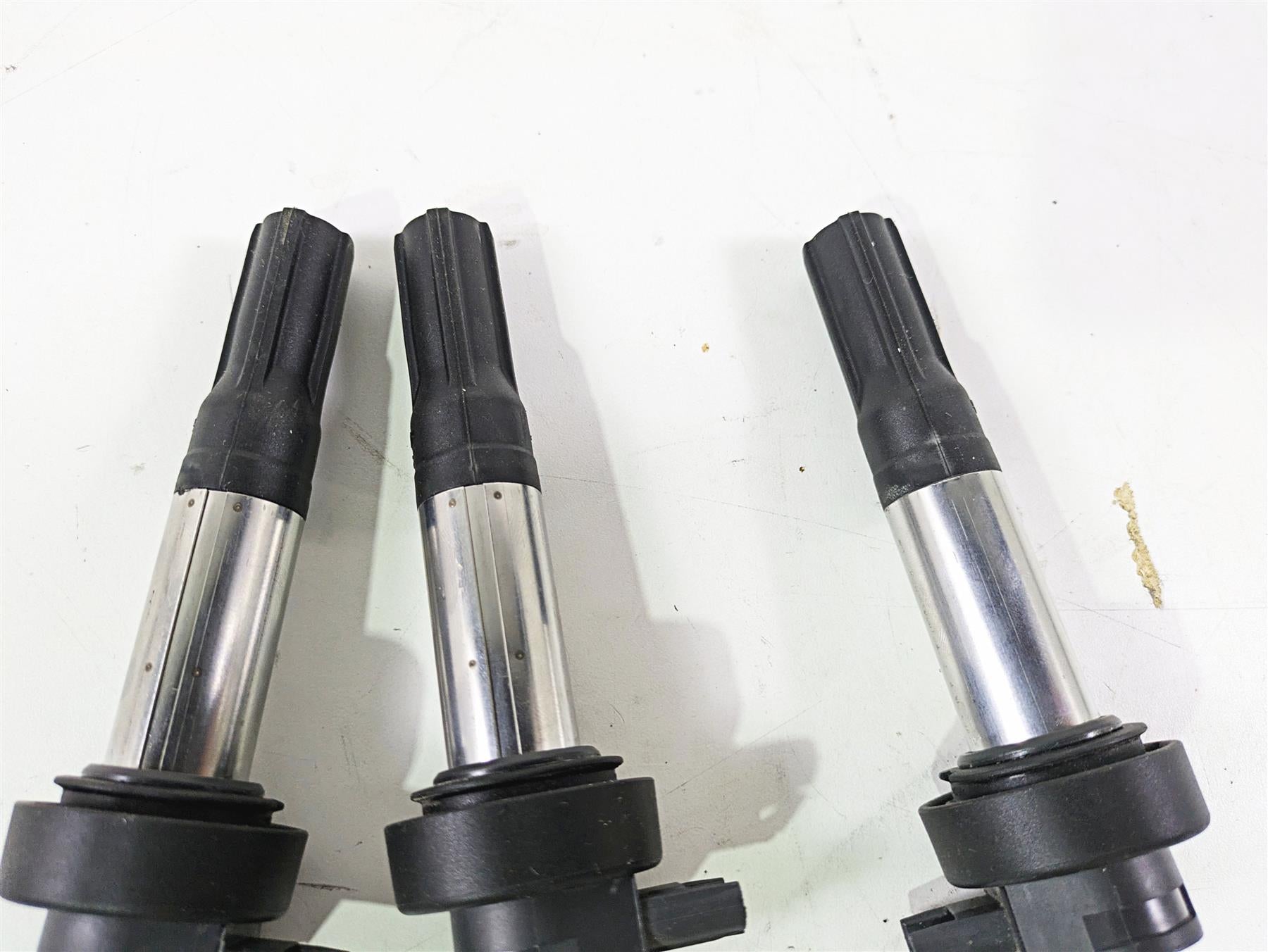 2016 BMW S1000RR K46 Ignition Coil Set - One Clip Broke 12138523972 {{ shop.shopifyCountryName }} - Mototech271