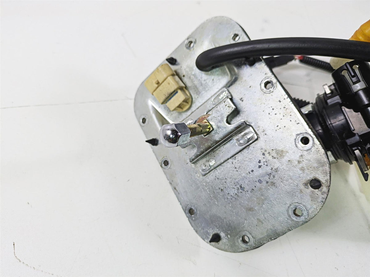 2017 Harley FLS Softail Slim Fuel Gas Petrol Pump - Tested 75252-11A 75284-08A {{ shop.shopifyCountryName }} - Mototech271