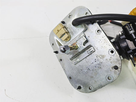 2017 Harley FLS Softail Slim Fuel Gas Petrol Pump - Tested 75252-11A 75284-08A {{ shop.shopifyCountryName }} - Mototech271