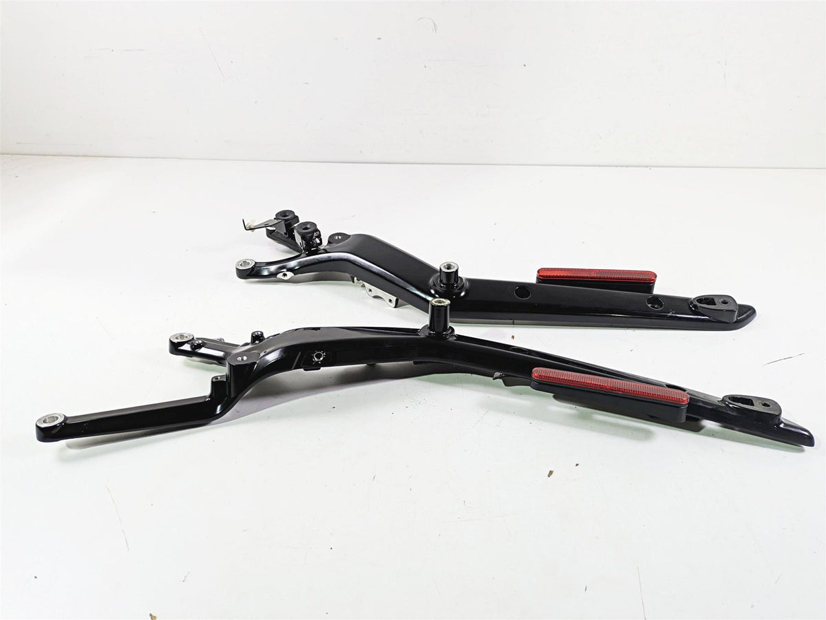 2024 Harley Sportster RH975 S Rear Fender Support Strut Set 47200749A 47200765A {{ shop.shopifyCountryName }} - Mototech271