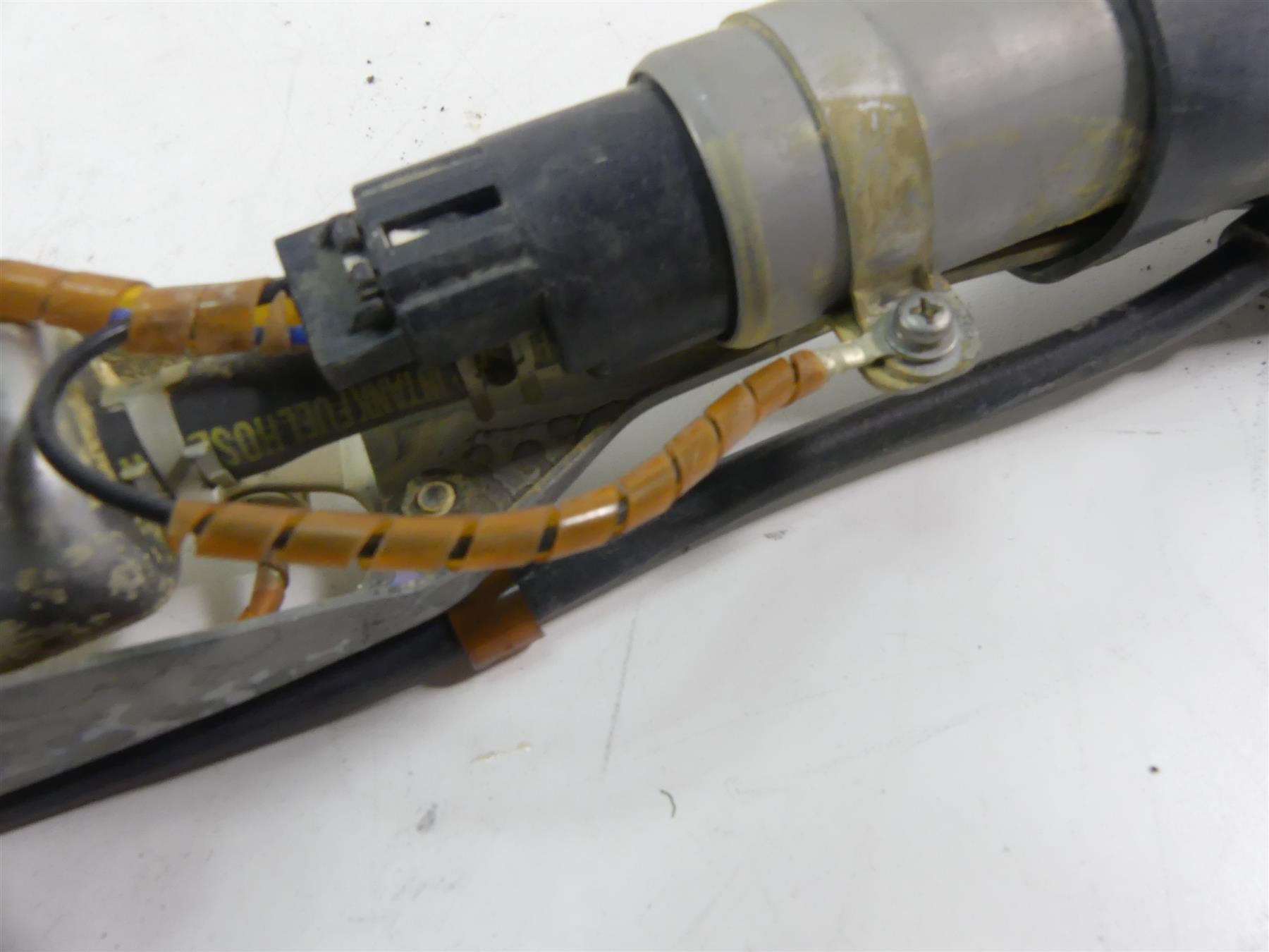 2003 Honda VTX1800R Fuel Gas Petrol Pump - Tested 16700-MCH-023 {{ shop.shopifyCountryName }} - Mototech271