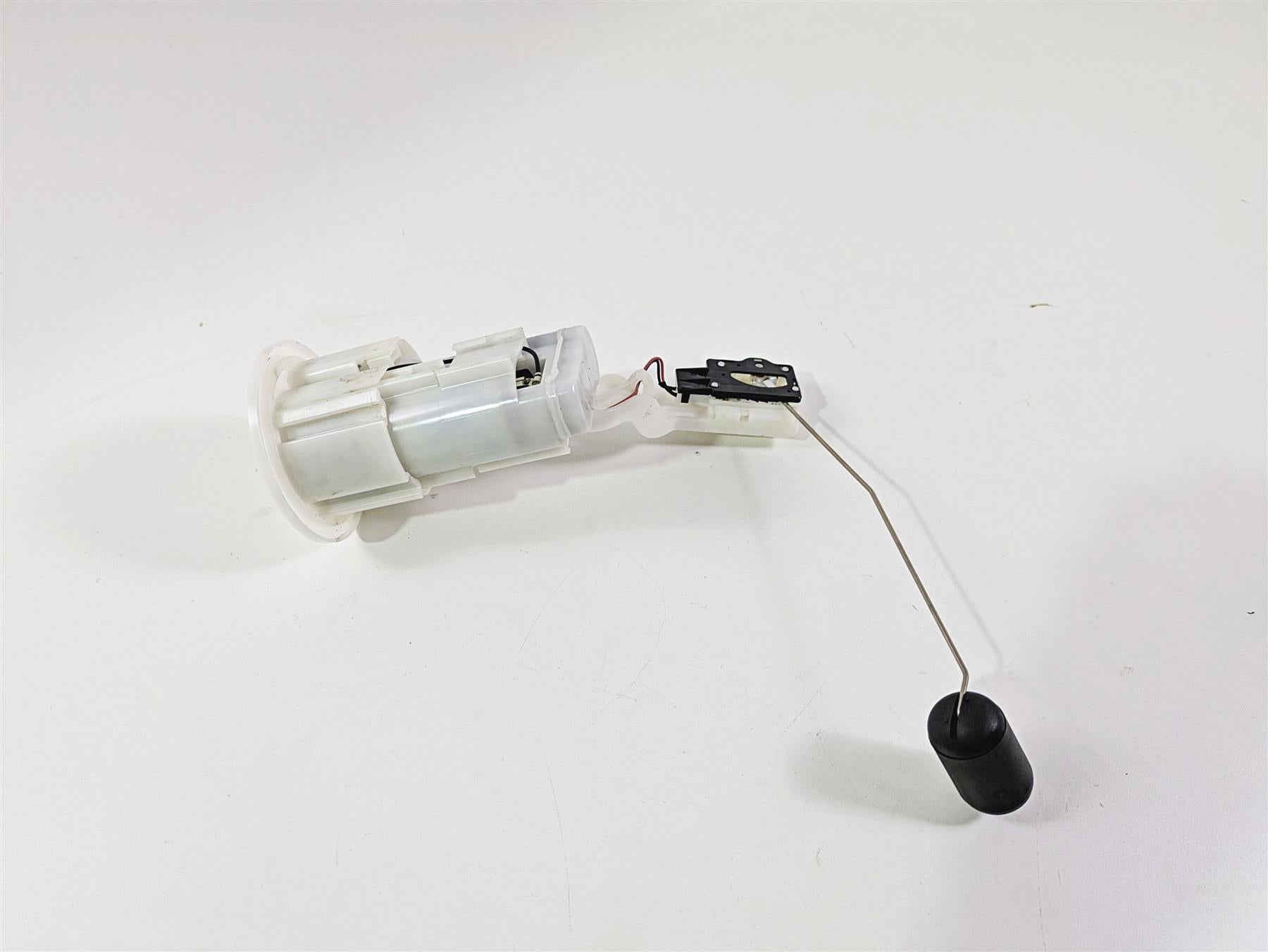 2023 Suzuki GSX1300 RR Hayabusa Fuel Gas Petrol Pump - Tested 15100-17K00 {{ shop.shopifyCountryName }} - Mototech271