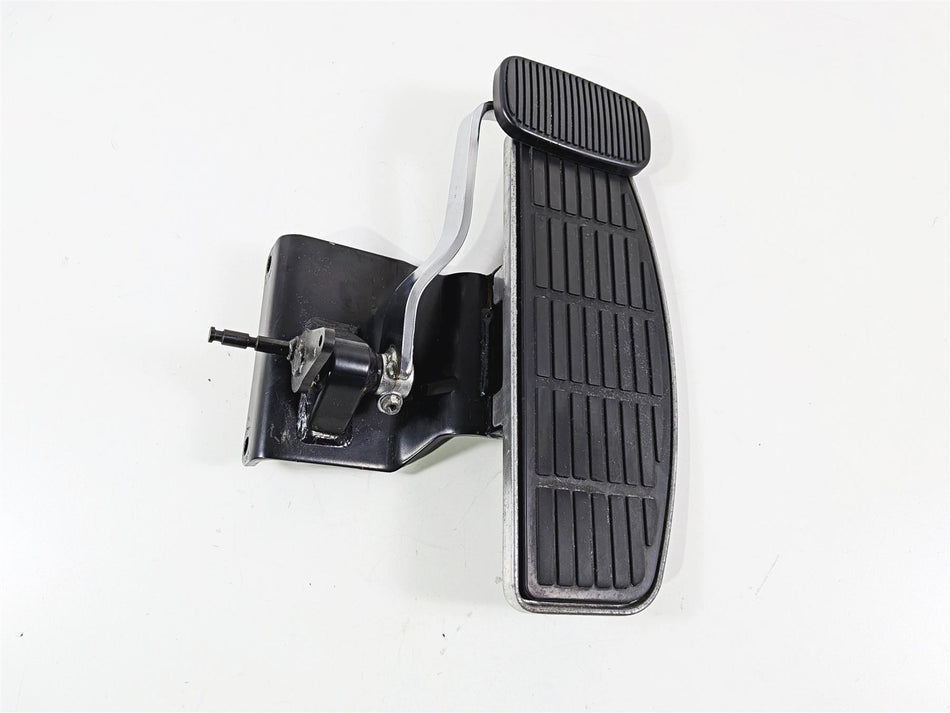 2006 Suzuki C90 VL1500T Boulevard Right Floor Board & Brake Pedal 43510-10F00 {{ shop.shopifyCountryName }} - Mototech271