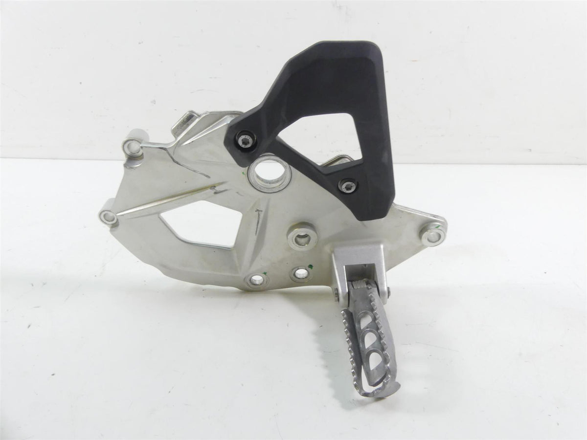 2020 BMW F850 GS K81 Rallye Front Left Footpeg Foot Peg 46718393175 {{ shop.shopifyCountryName }} - Mototech271