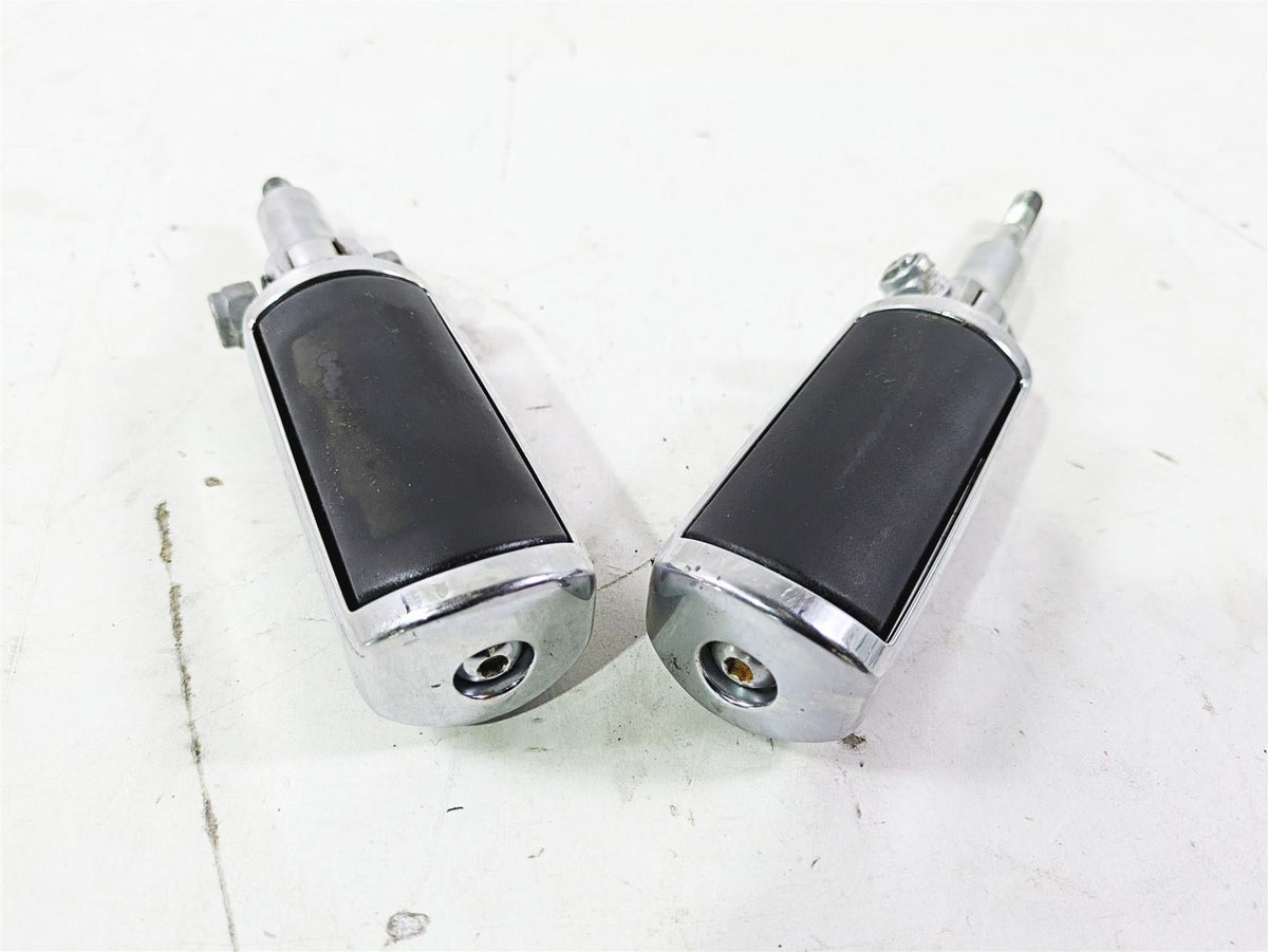 2004 Harley Softail FLSTF Fat Boy Rear Willie G Skull Footpeg Set -Read 50370-04 {{ shop.shopifyCountryName }} - Mototech271
